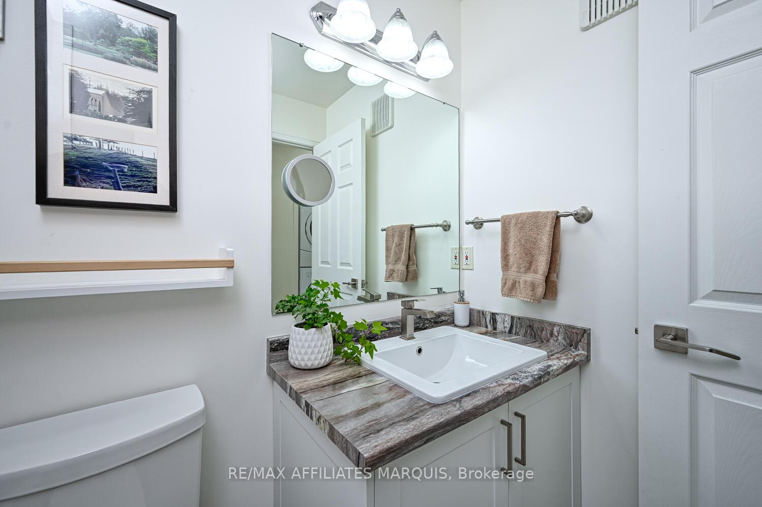 Photo 20 of Unit 201, 10 Armstrong Drive, Smiths Falls — HOMEH