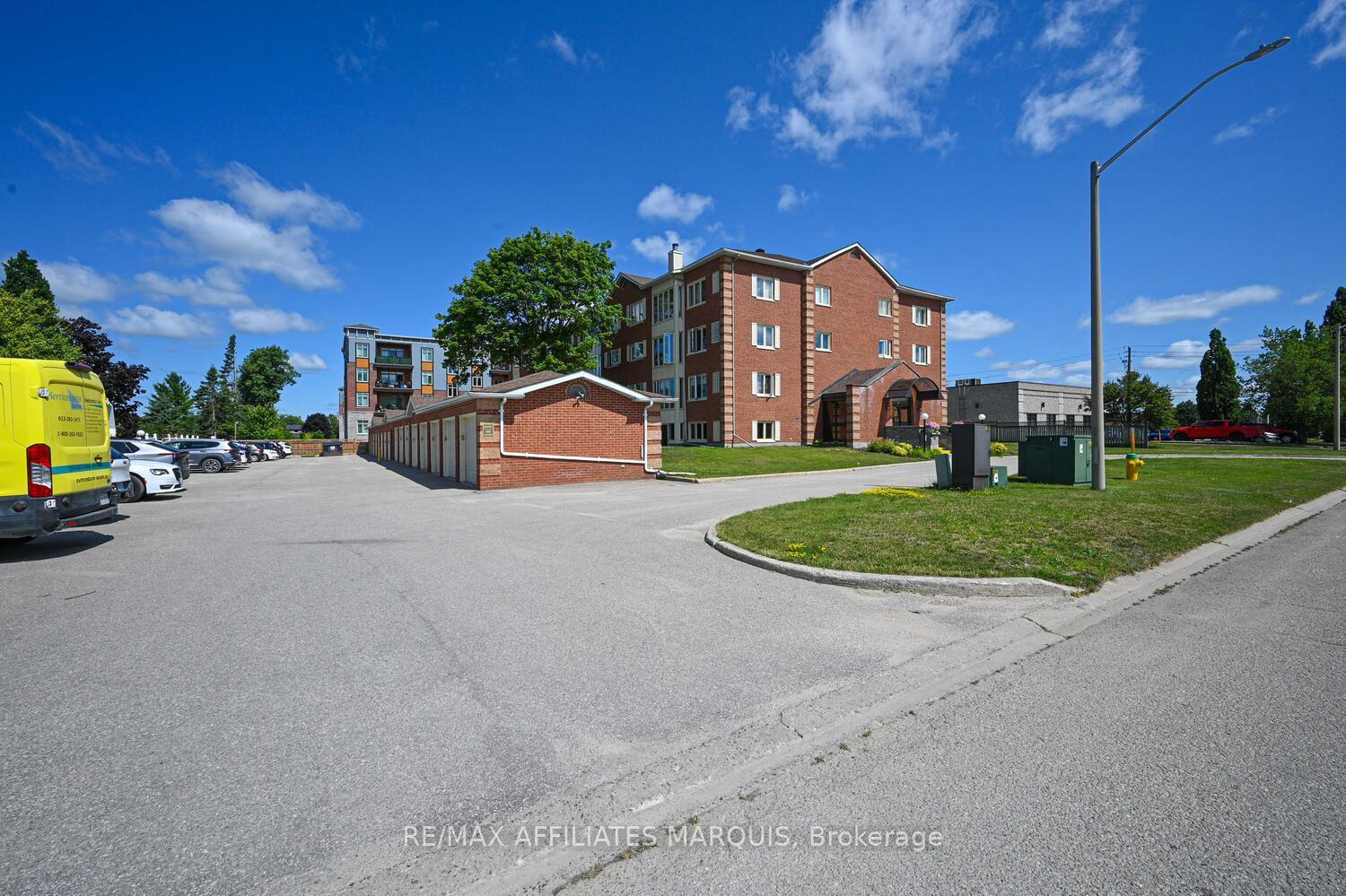 Photo 32 of Unit 201, 10 Armstrong Drive, Smiths Falls — HOMEH