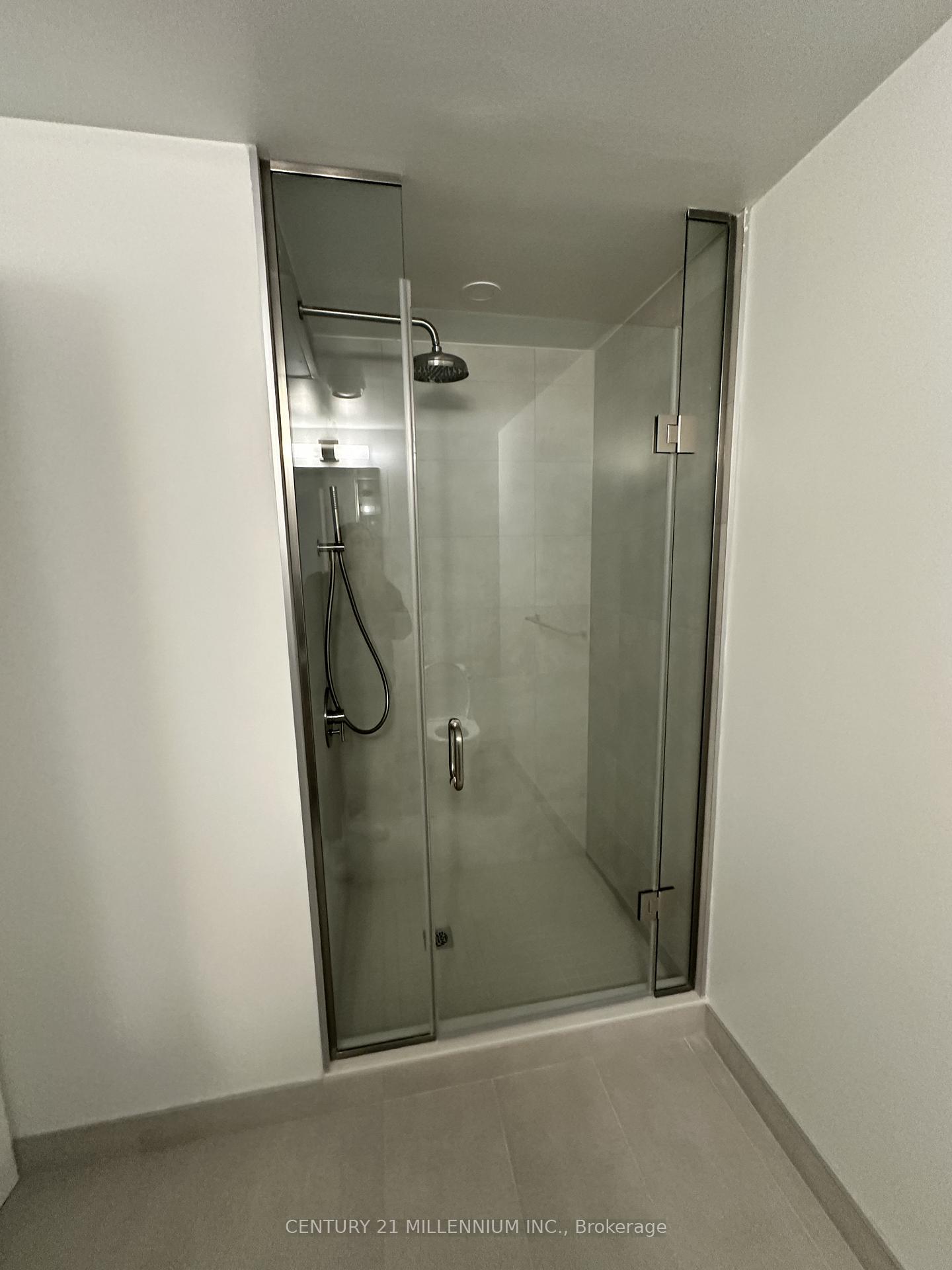 Photo 6 of Unit 533, 2020 Bathurst Street, Toronto, Humewood-Cedarvale — HOMEH