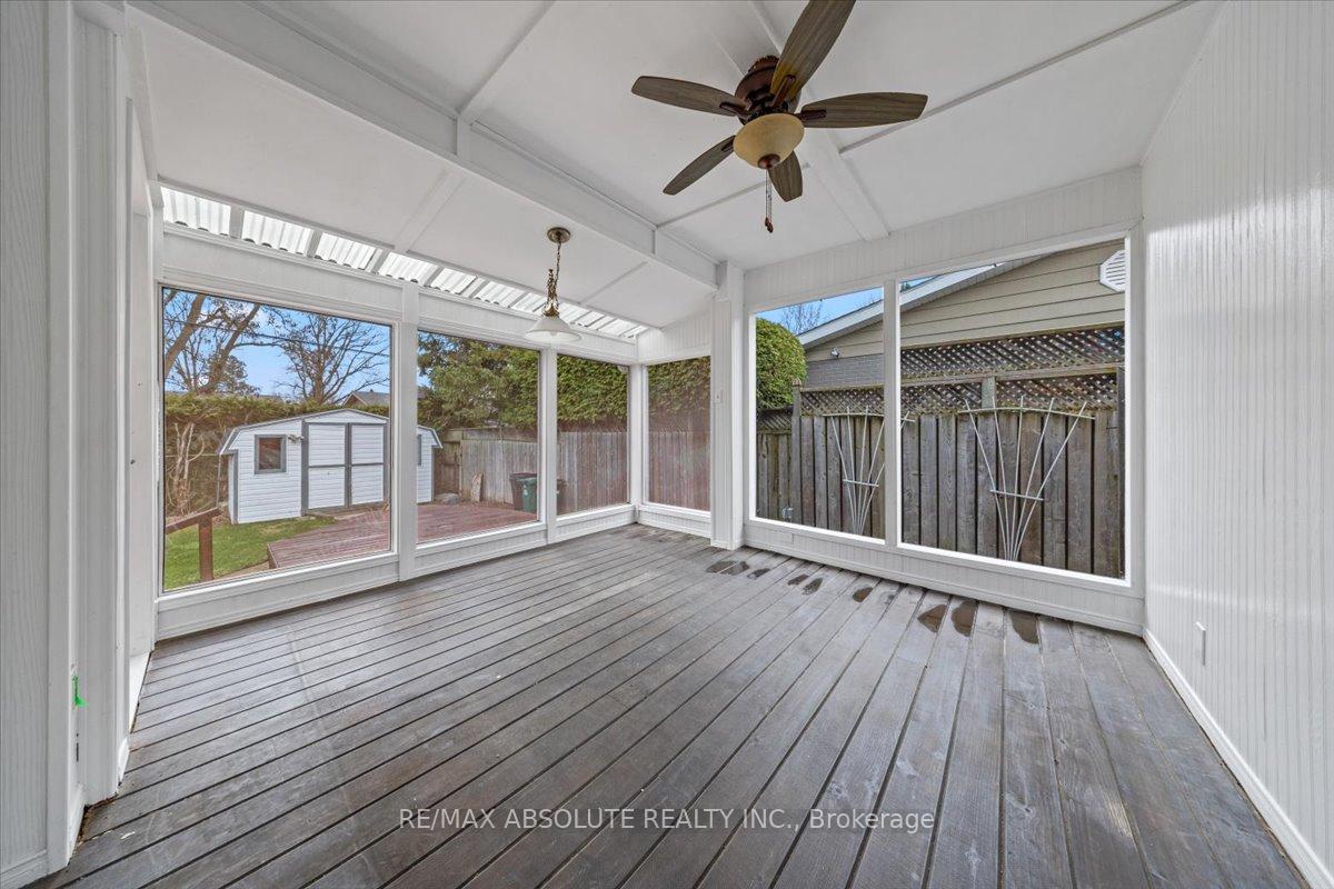 Photo 15 of 92 Cleadon Drive, Ottawa, Crystal Beach — HOMEH