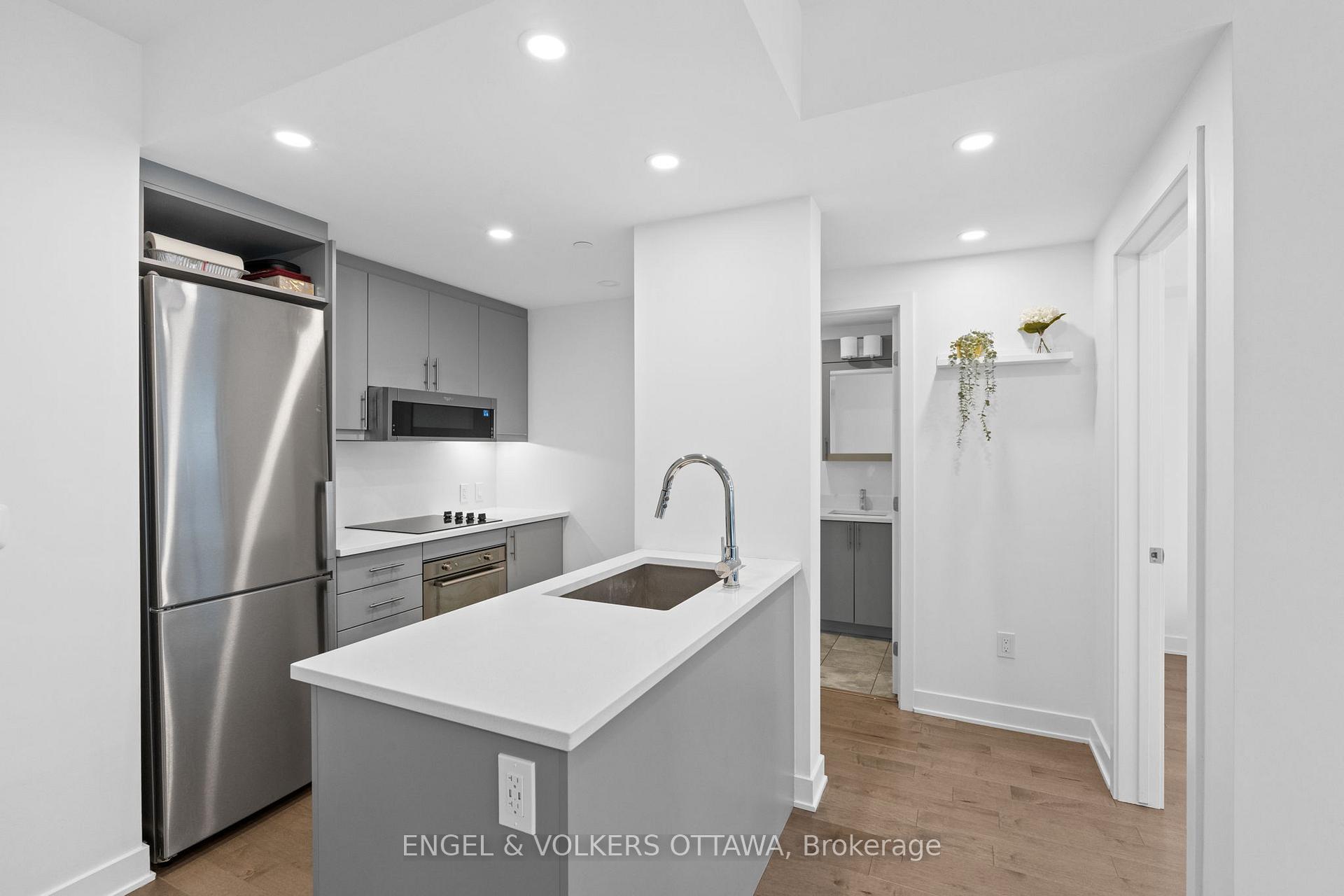 Photo 6 of Unit 502, 340 Queen Street, Ottawa, Ottawa Centre — HOMEH