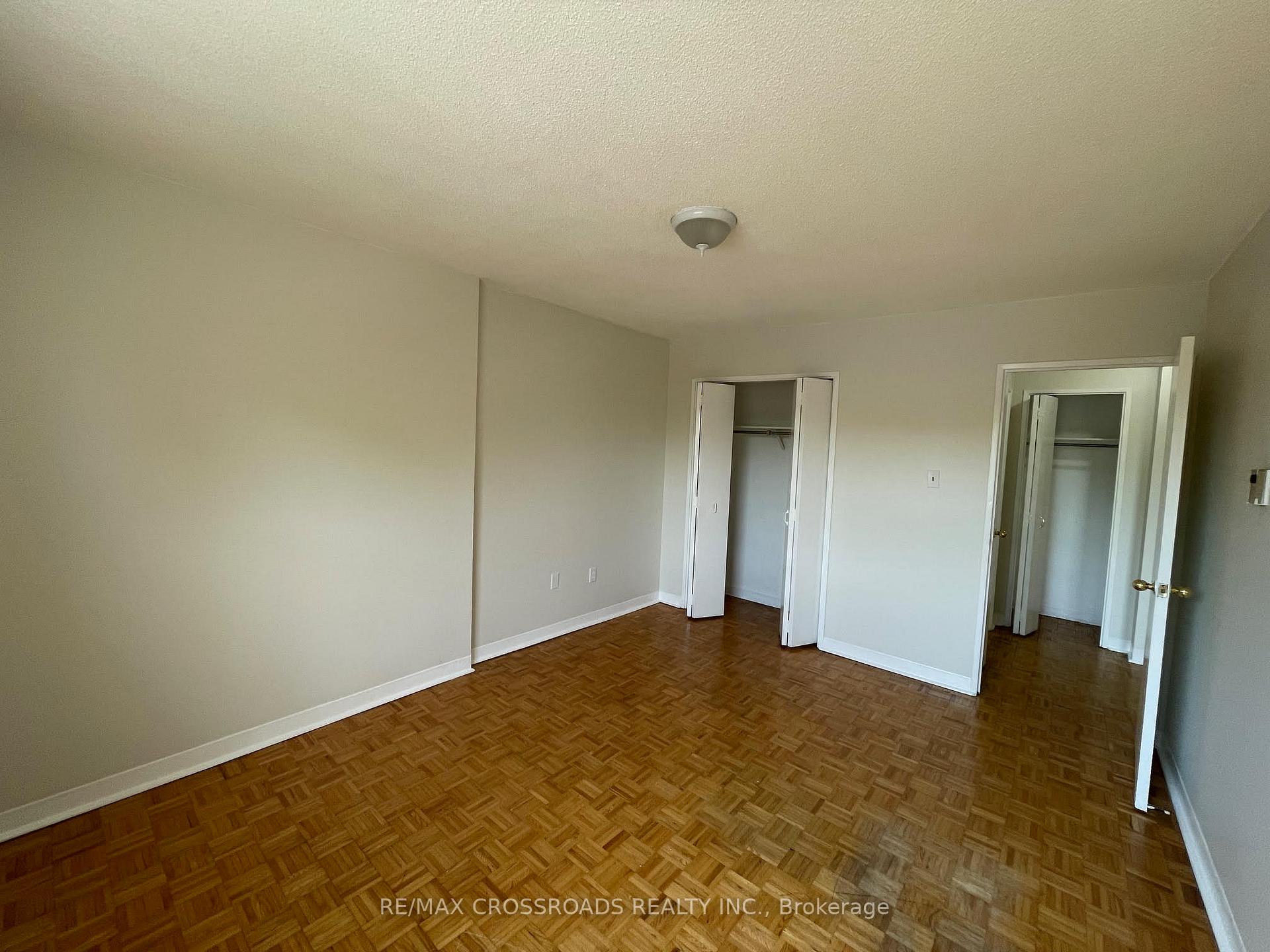 Photo 3 of Unit 306, 1 Kingston Road, Toronto, The Beaches — HOMEH