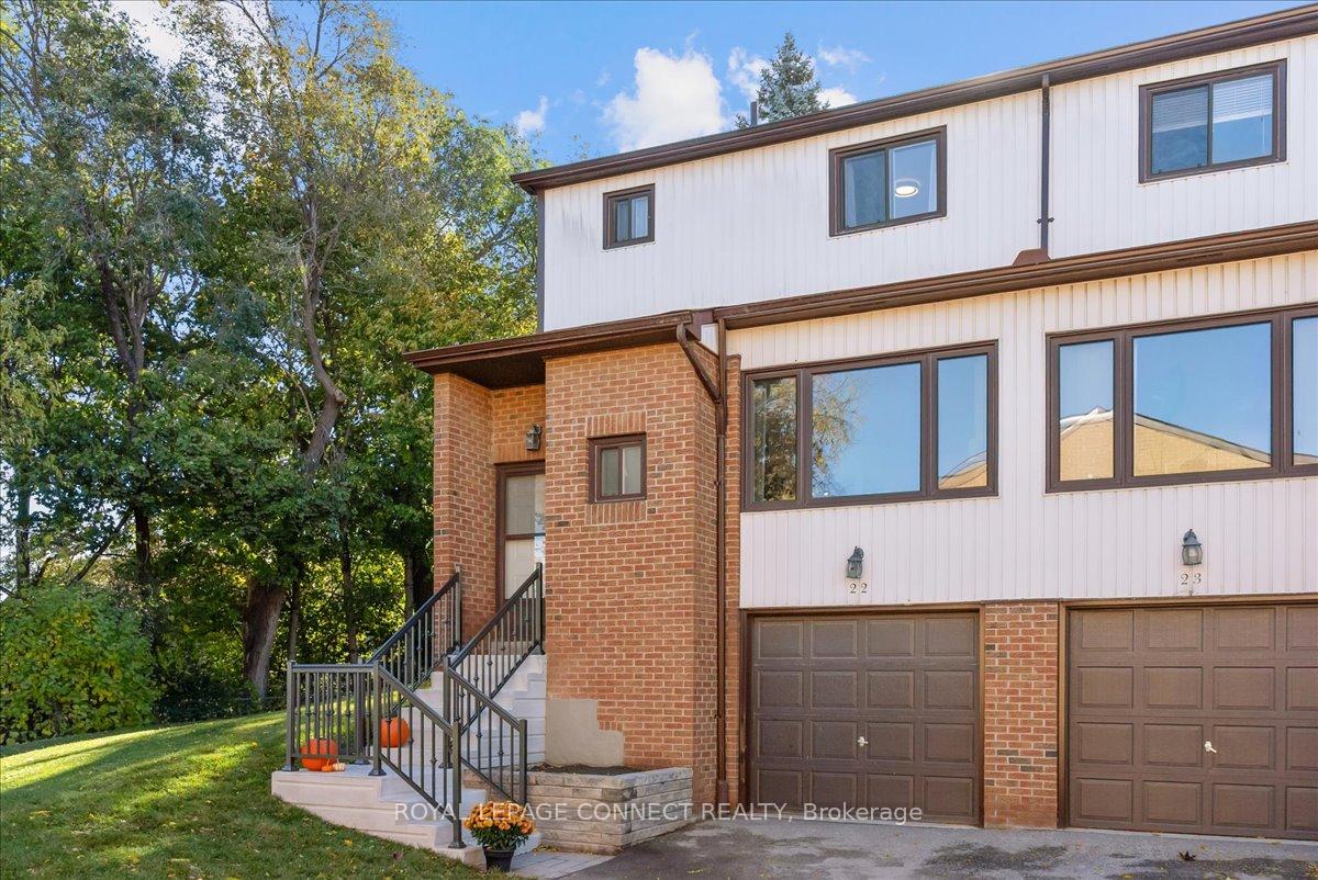 Photo 3 of Unit 22, 765 Oklahoma Drive, Pickering, West Shore — HOMEH