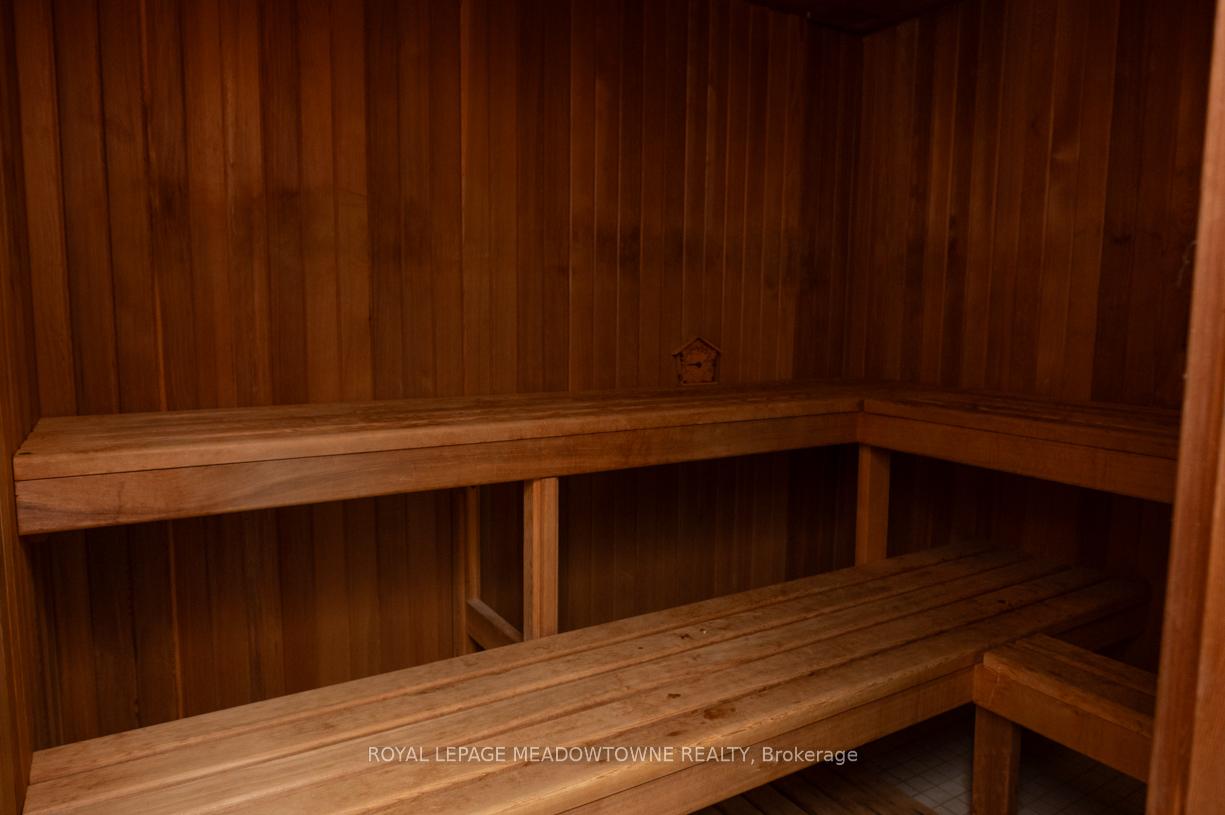 Photo 33 of Unit 201, 14924 Yonge Street, Aurora, Aurora Highlands — HOMEH