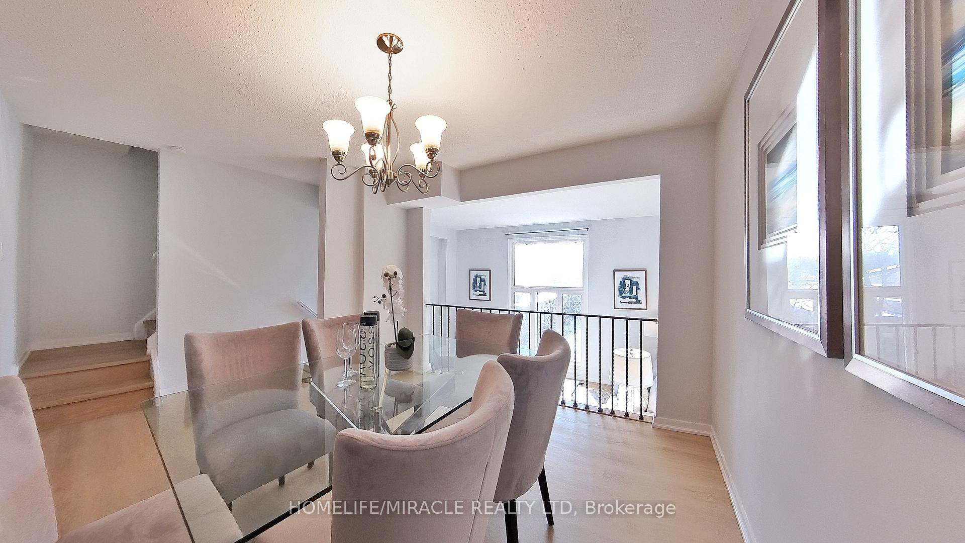 Photo 6 of 16 Thatchers Mill Way, Markham, Bullock — HOMEH