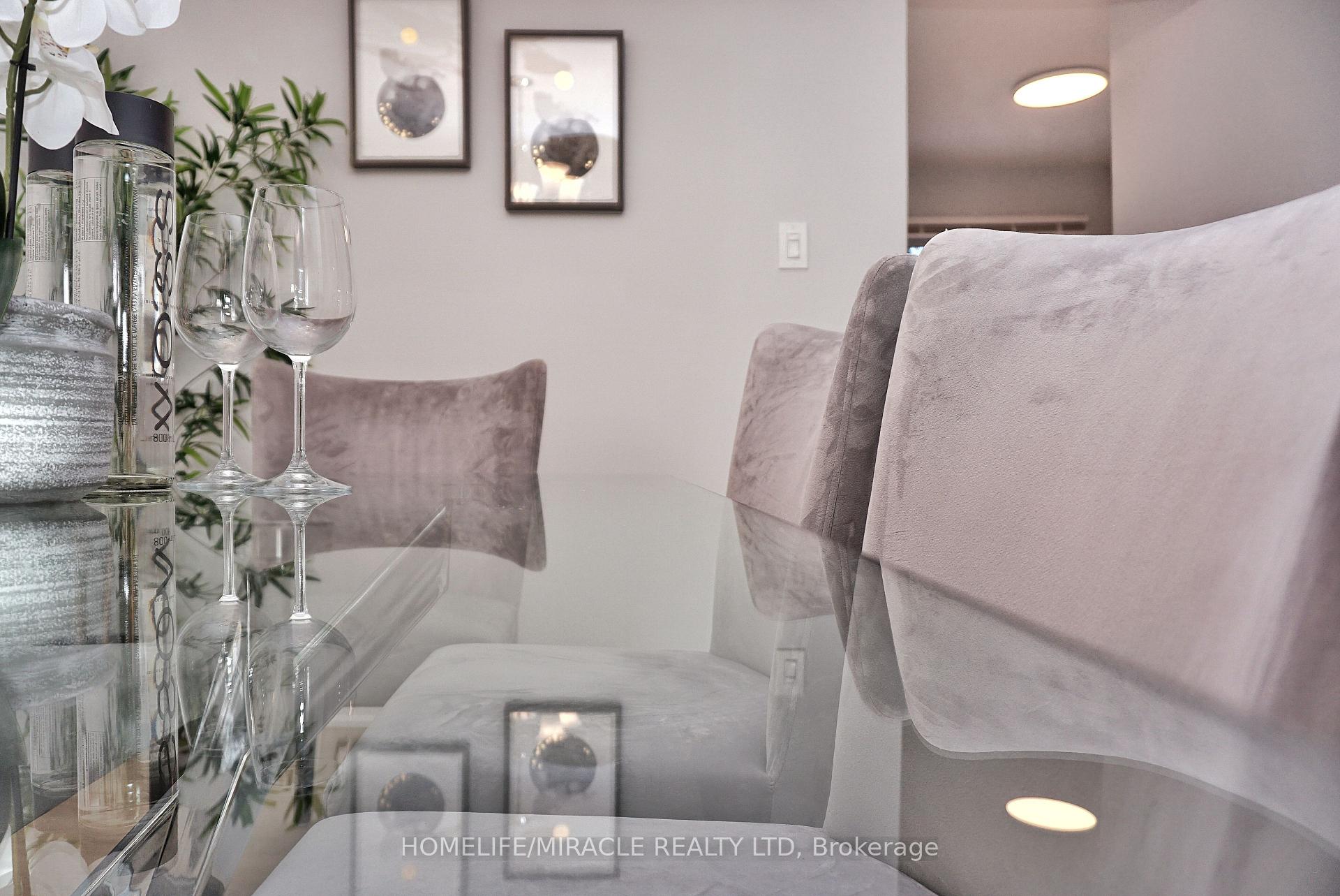 Photo 9 of 16 Thatchers Mill Way, Markham, Bullock — HOMEH