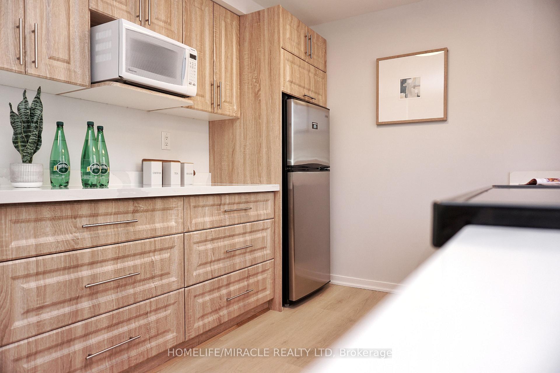 Photo 17 of 16 Thatchers Mill Way, Markham, Bullock — HOMEH