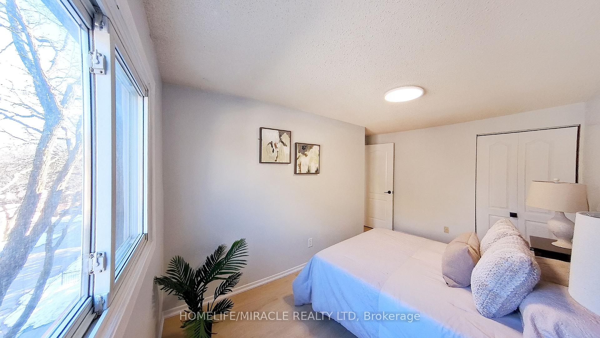 Photo 29 of 16 Thatchers Mill Way, Markham, Bullock — HOMEH