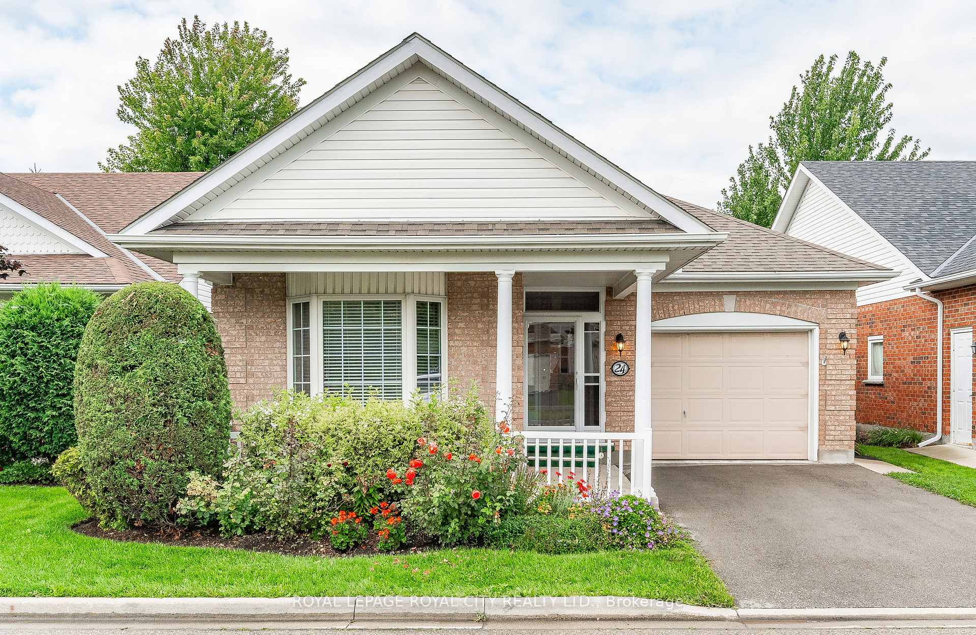Front of 24 Beechlawn Boulevard