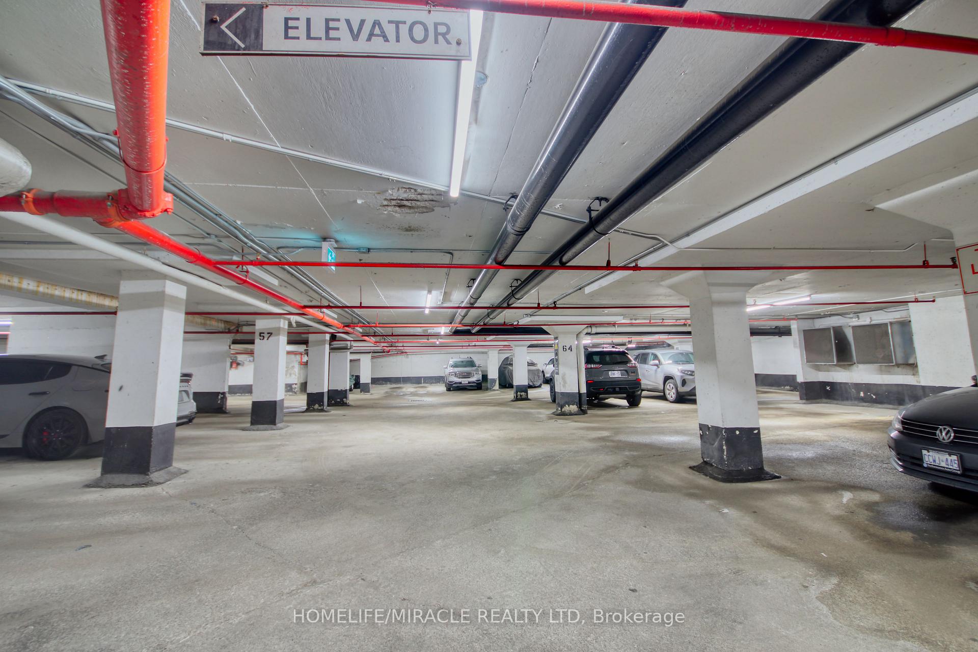 Photo 19 of Unit Ph-2, 150 Neptune Drive, Toronto, Bedford Park-Nortown — HOMEH
