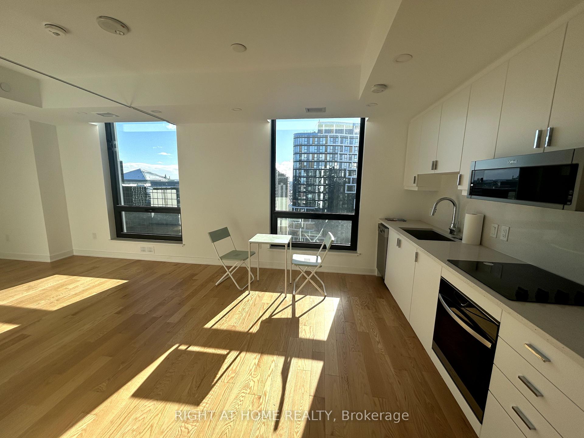 Photo 5 of Unit 2508, 340 Queen Street, Ottawa, Ottawa Centre — HOMEH
