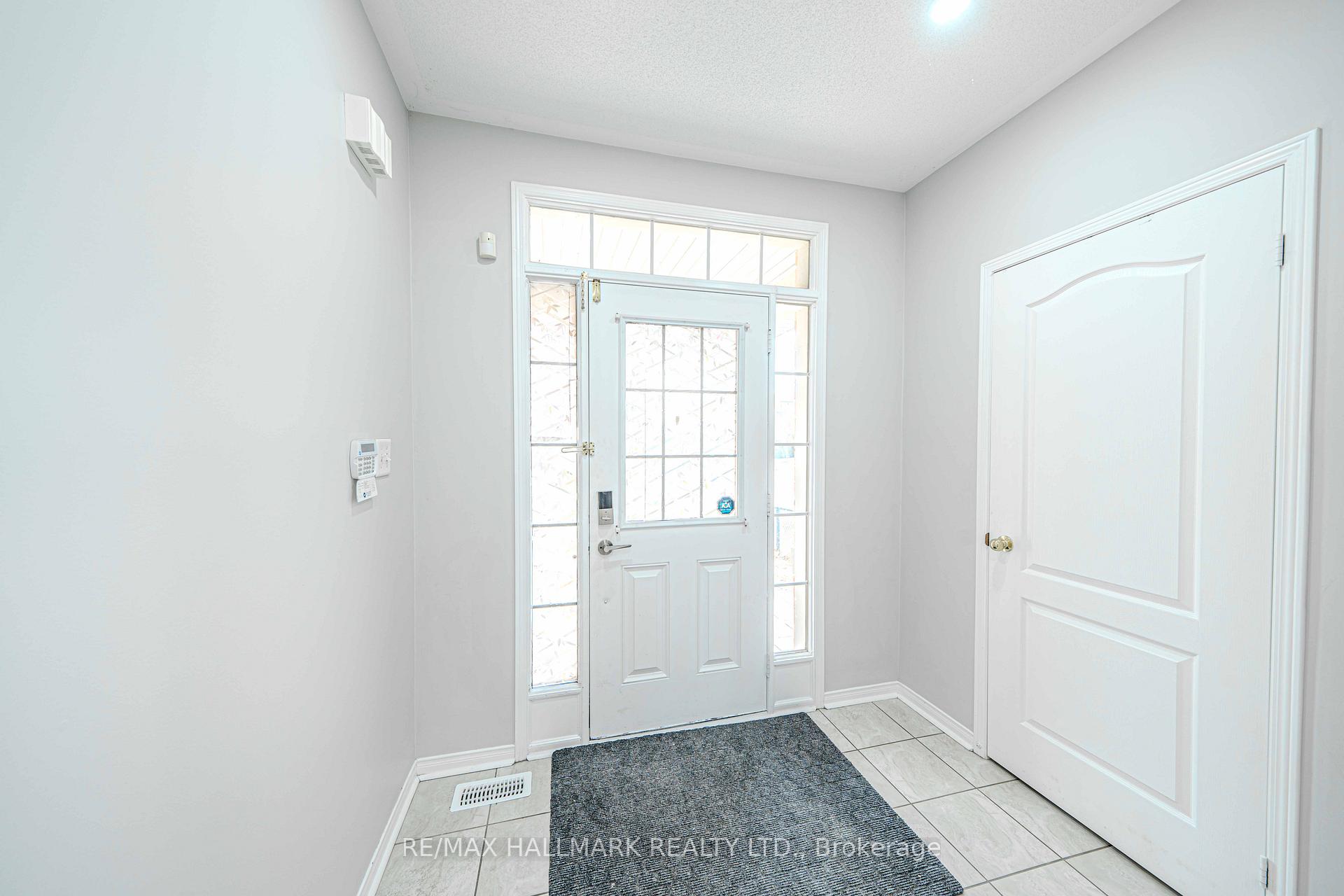 Photo 27 of 2 Decourcy Ireland Circle, Ajax, Northeast Ajax — HOMEH