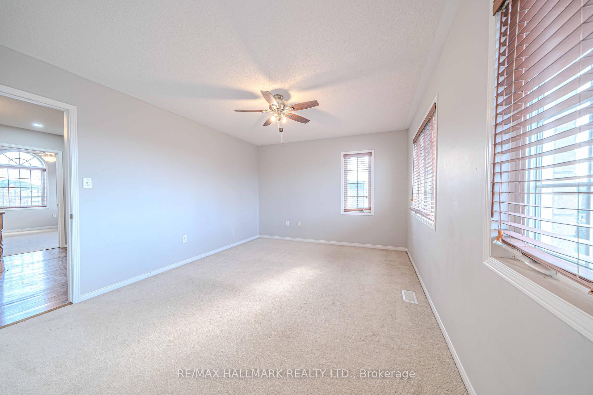 Photo 35 of 2 Decourcy Ireland Circle, Ajax, Northeast Ajax — HOMEH