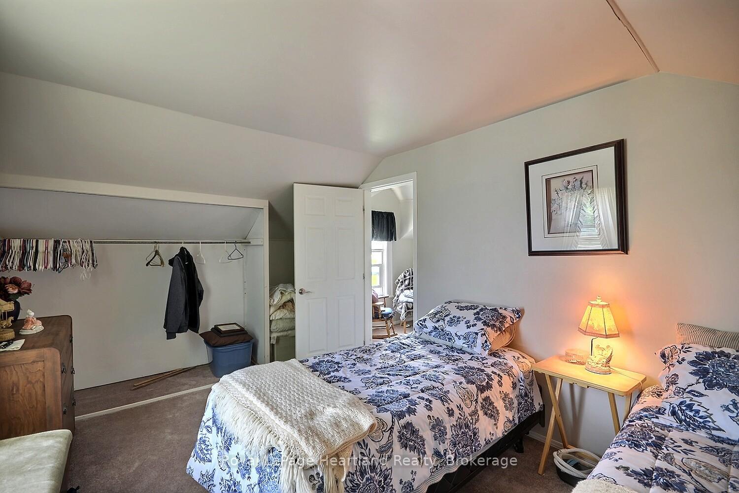 Photo 9 of 378 Victoria Street, Central Huron, Clinton — HOMEH