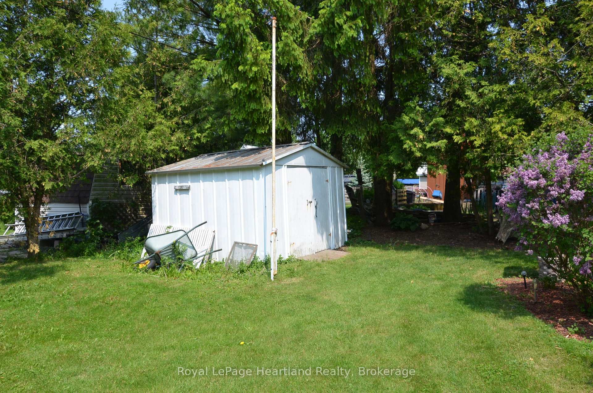 Photo 28 of 378 Victoria Street, Central Huron, Clinton — HOMEH