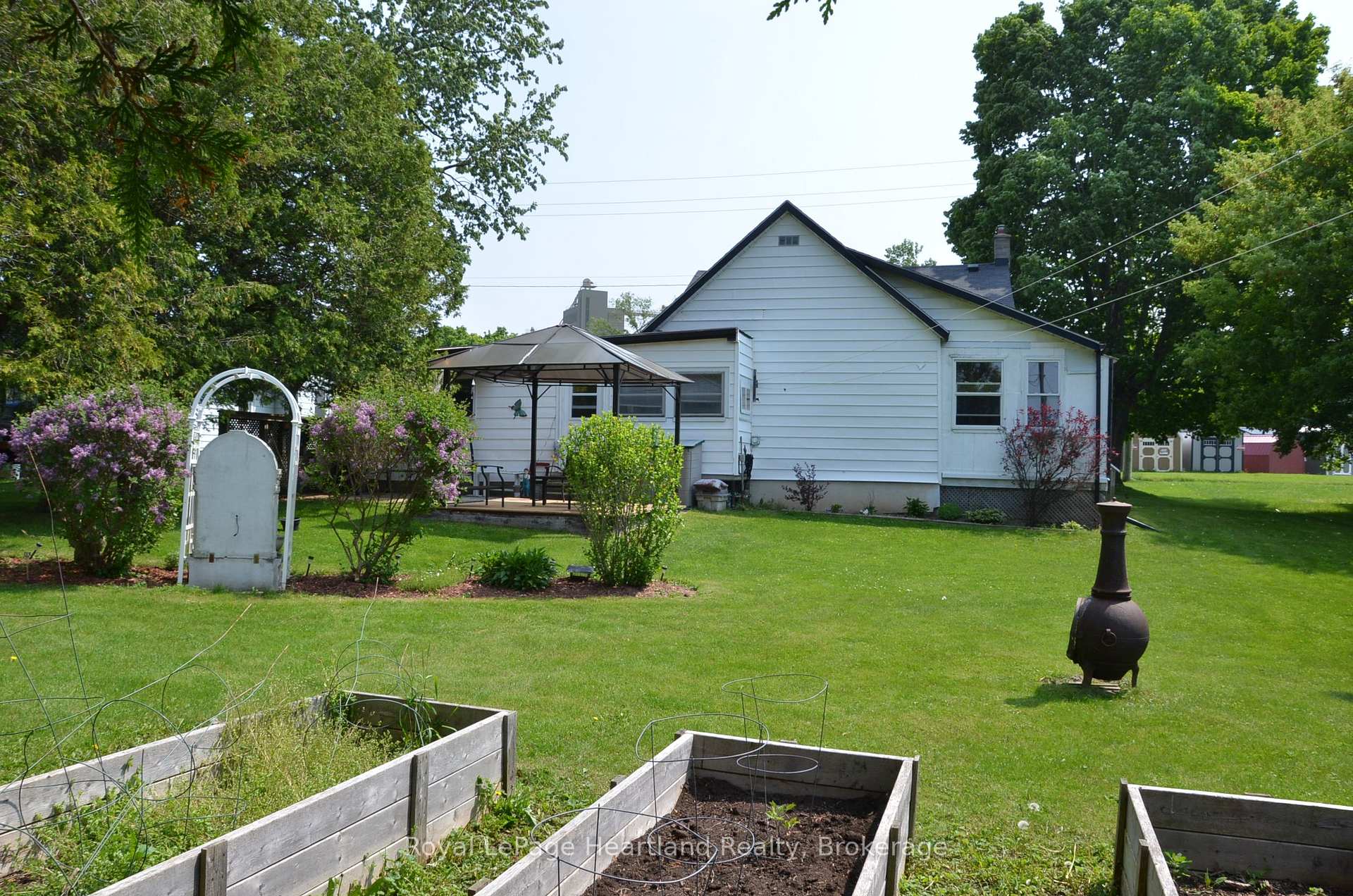 Photo 23 of 378 Victoria Street, Central Huron, Clinton — HOMEH