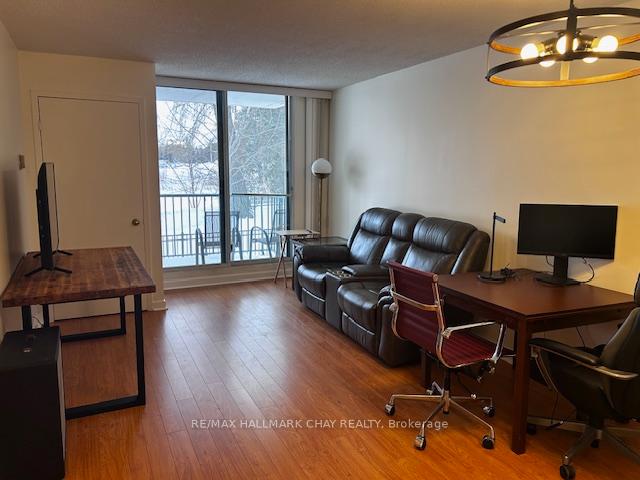 Photo 4 of Unit 108, 75 Ellen Street, Barrie, City Centre — HOMEH