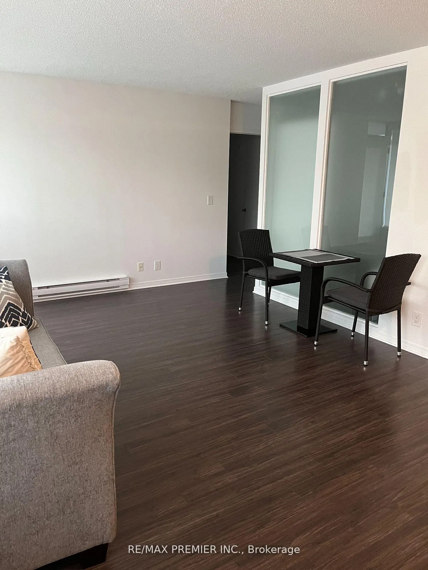 Photo 5 of Unit 212, 121 Queen Street, Kingston, East of Sir John A. Blvd — HOMEH