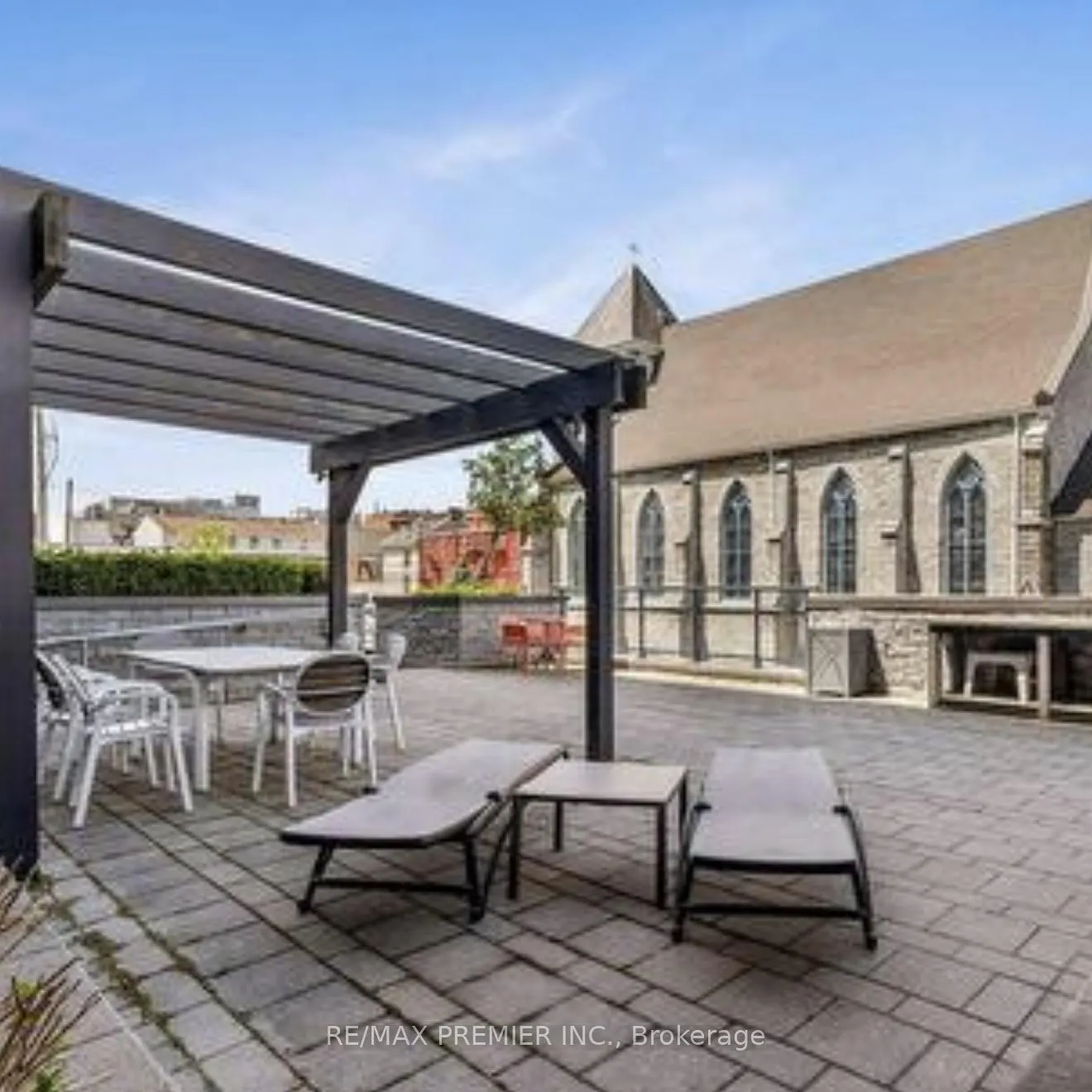 Photo 10 of Unit 212, 121 Queen Street, Kingston, East of Sir John A. Blvd — HOMEH