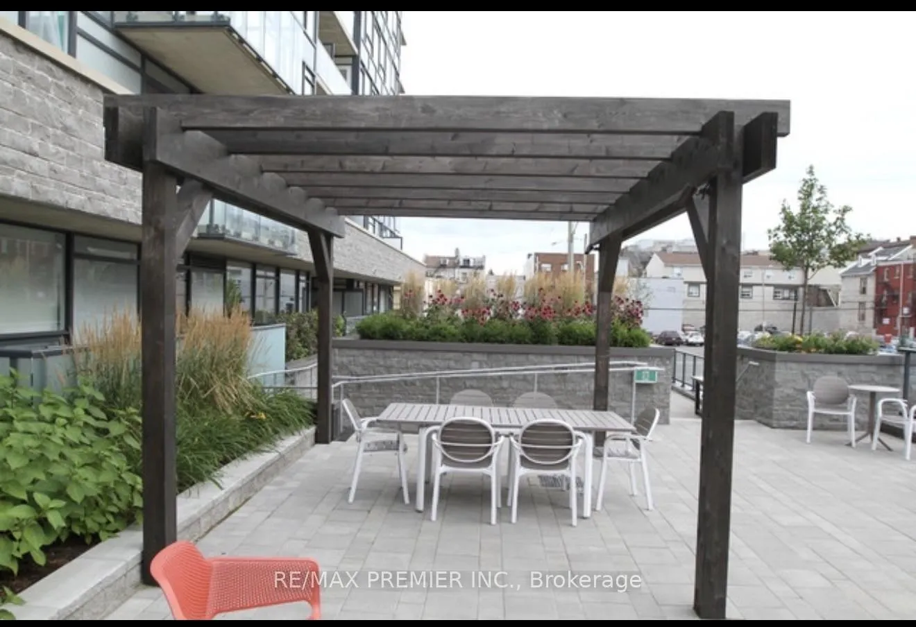Photo 11 of Unit 212, 121 Queen Street, Kingston, East of Sir John A. Blvd — HOMEH