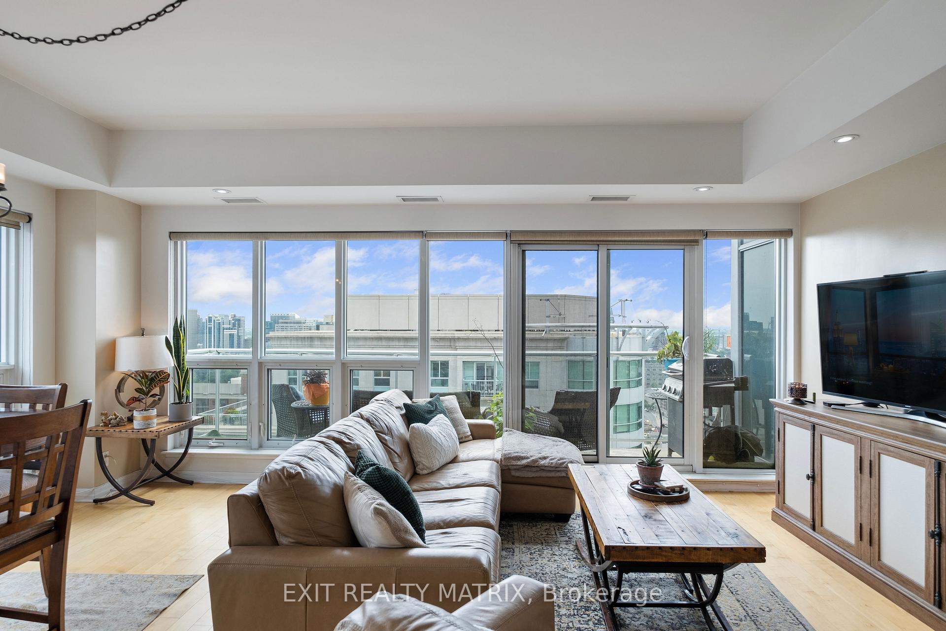 Photo 6 of Unit 2806, 242 Rideau Street, Ottawa, Sandy Hill — HOMEH