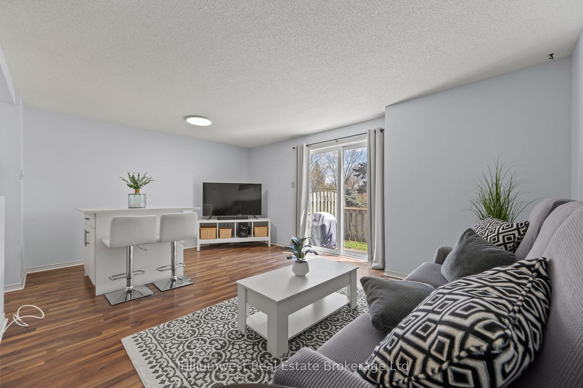 Photo 2 of Unit 24, 66 Rodgers Road, Guelph, Kortright West — HOMEH