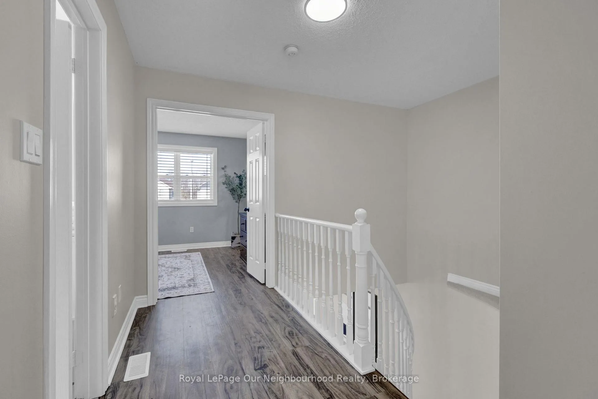 Photo 18 of 31 Brownstone Crescent, Clarington, Courtice — HOMEH