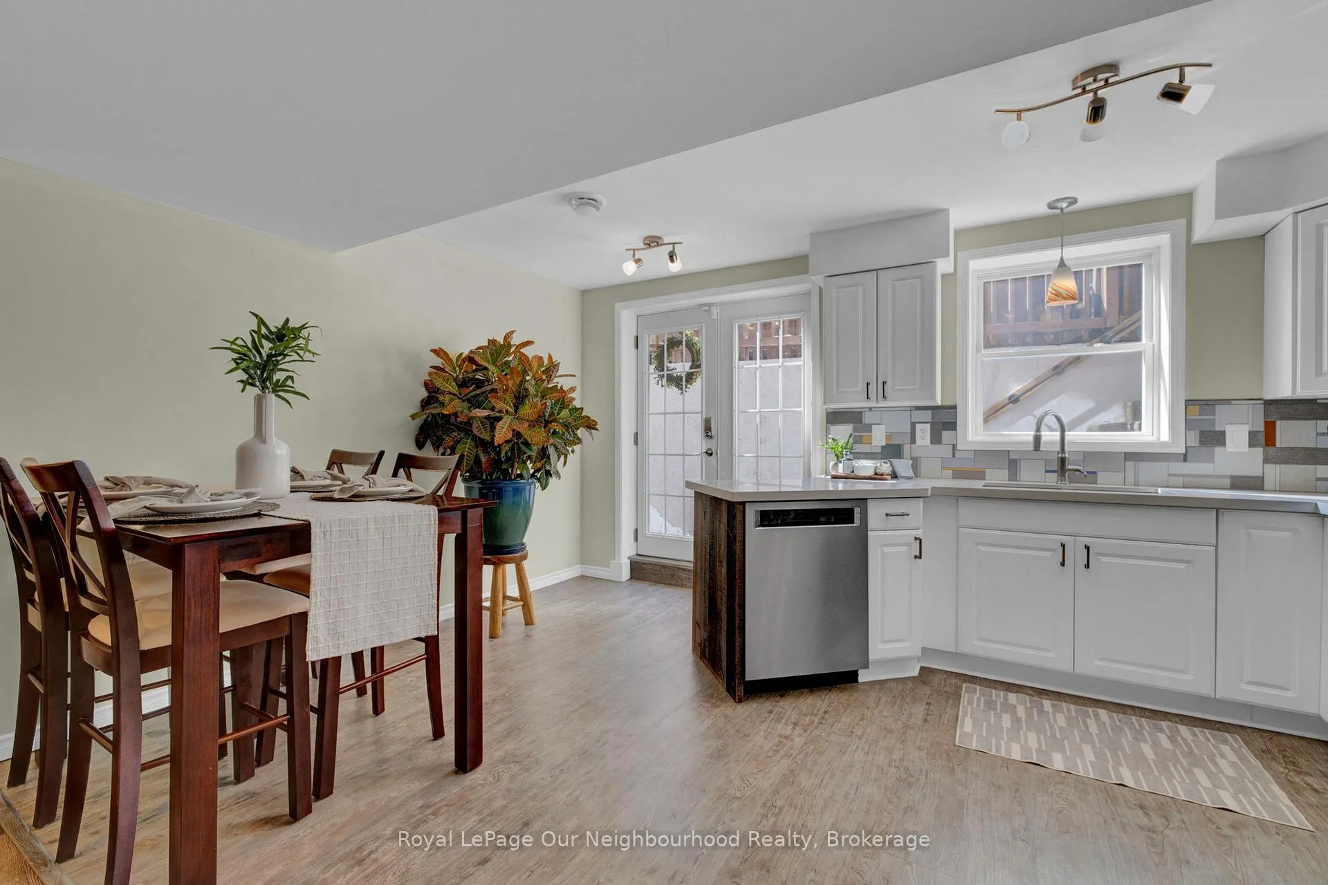 Photo 31 of 31 Brownstone Crescent, Clarington, Courtice — HOMEH