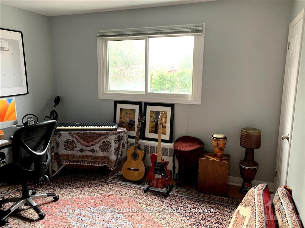 Photo 11 of Unit 3, 1064 Merivale Road, Ottawa, Carlington — HOMEH