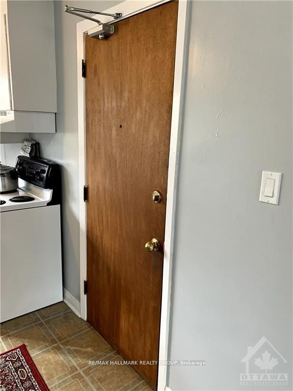 Photo 21 of Unit 3, 1064 Merivale Road, Ottawa, Carlington — HOMEH