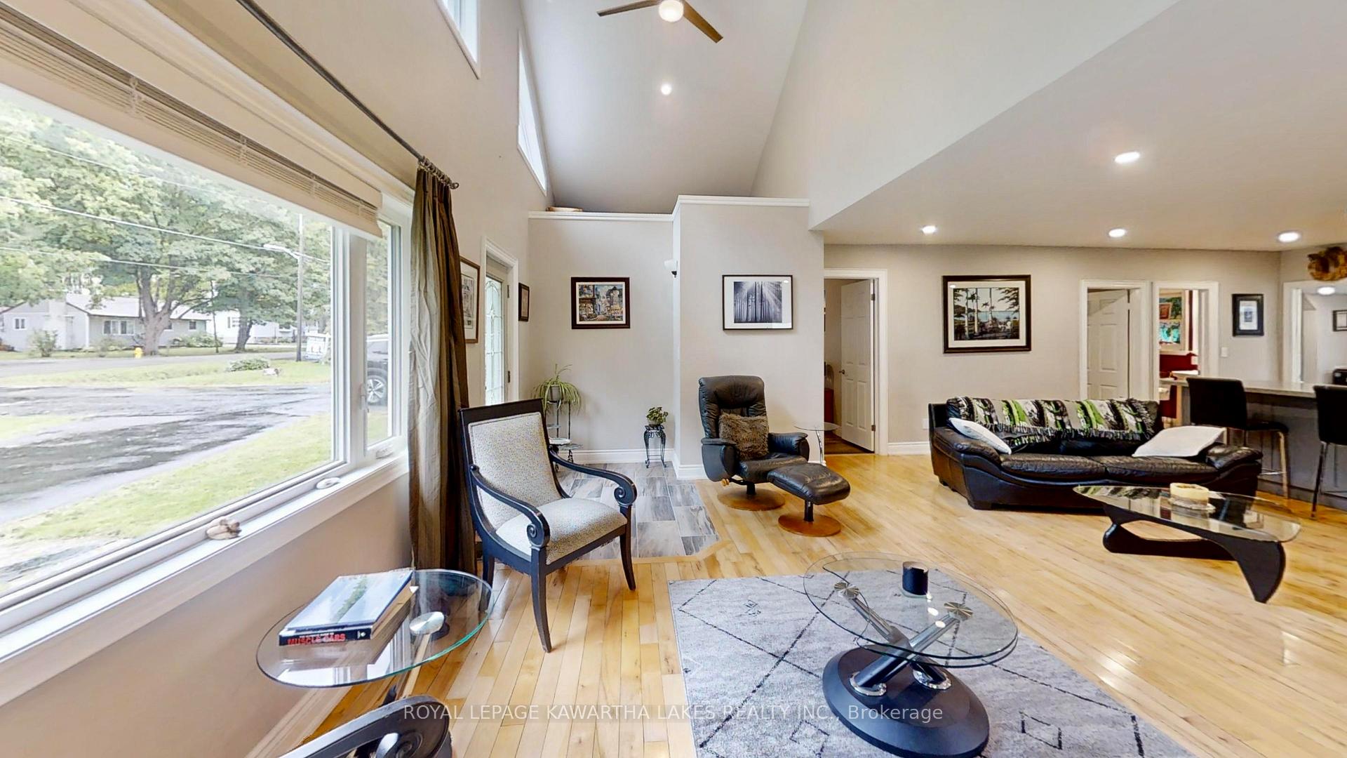 Photo 15 of 69 Seventh Street, Brock, Beaverton — HOMEH