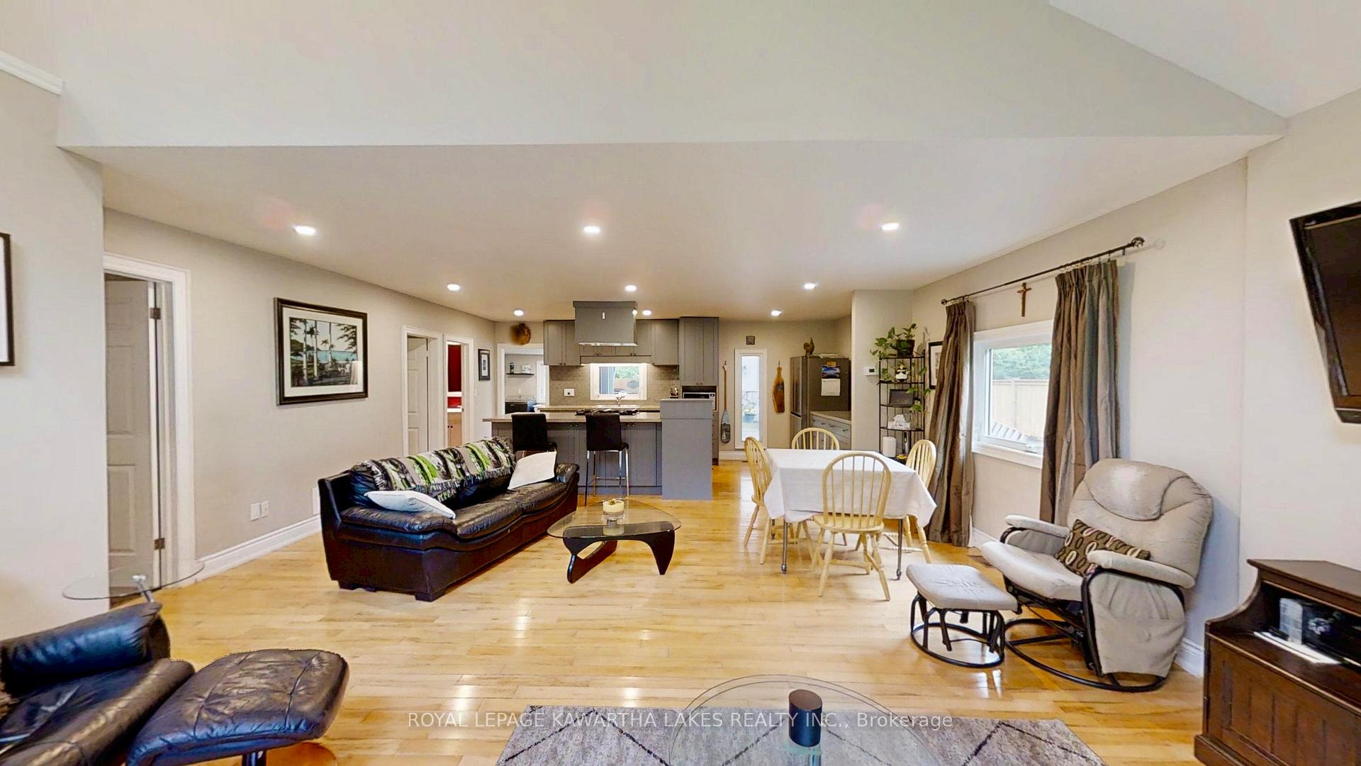 Photo 12 of 69 Seventh Street, Brock, Beaverton — HOMEH