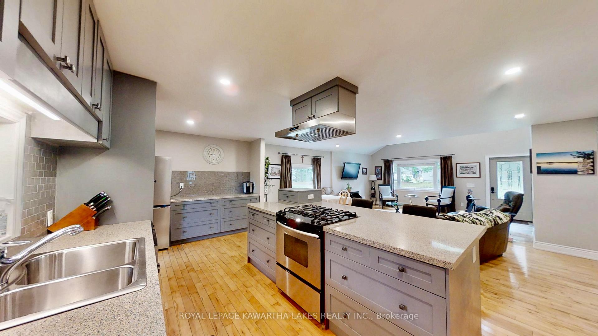 Photo 22 of 69 Seventh Street, Brock, Beaverton — HOMEH