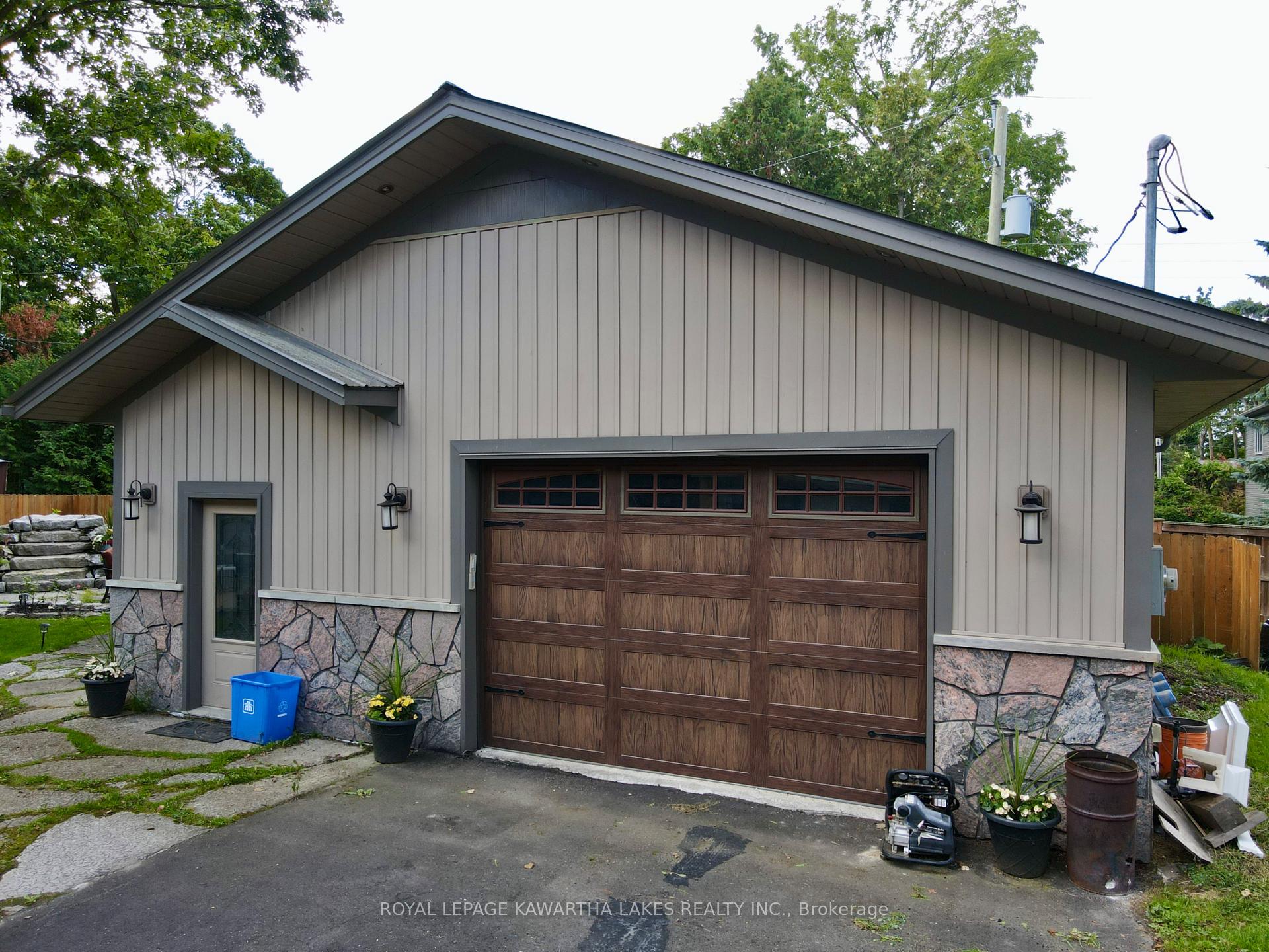 Photo 45 of 69 Seventh Street, Brock, Beaverton — HOMEH