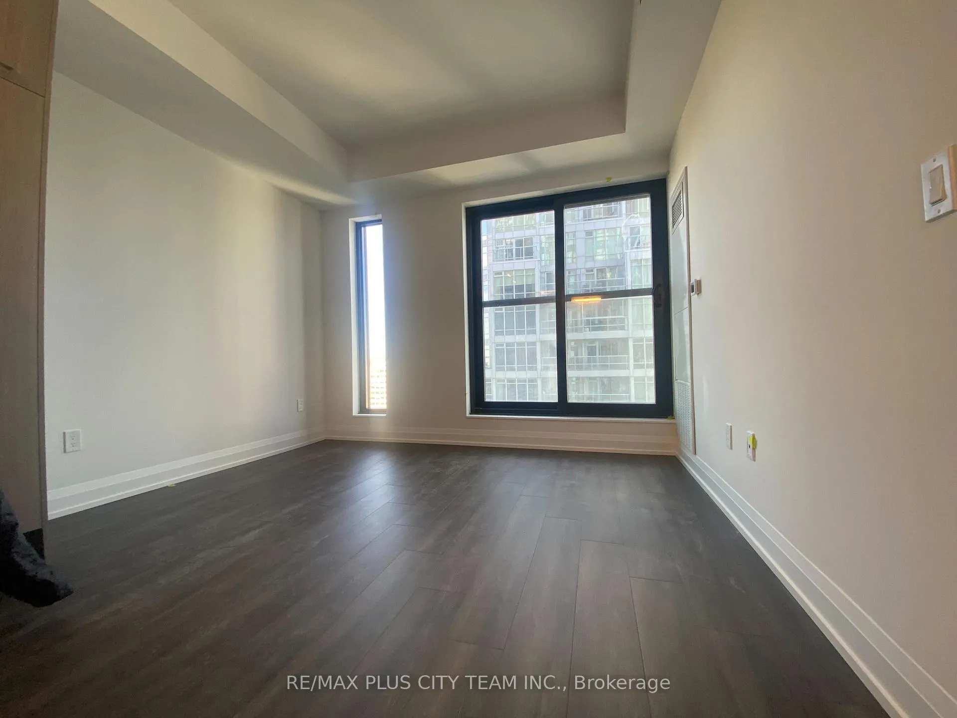 Photo 2 of Unit 3010, 20 Soudan Avenue, Toronto, Mount Pleasant West — HOMEH