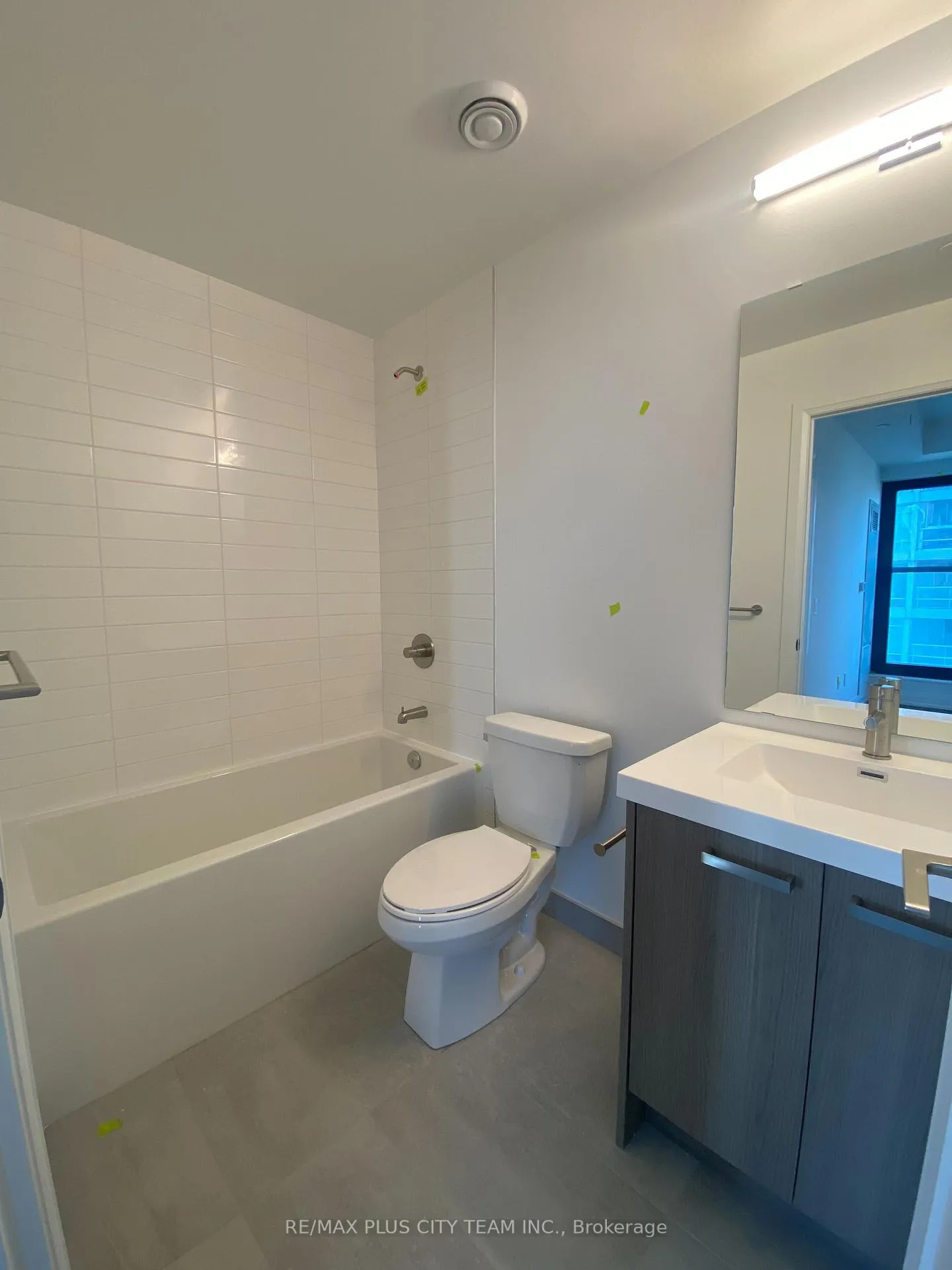 Photo 11 of Unit 3010, 20 Soudan Avenue, Toronto, Mount Pleasant West — HOMEH