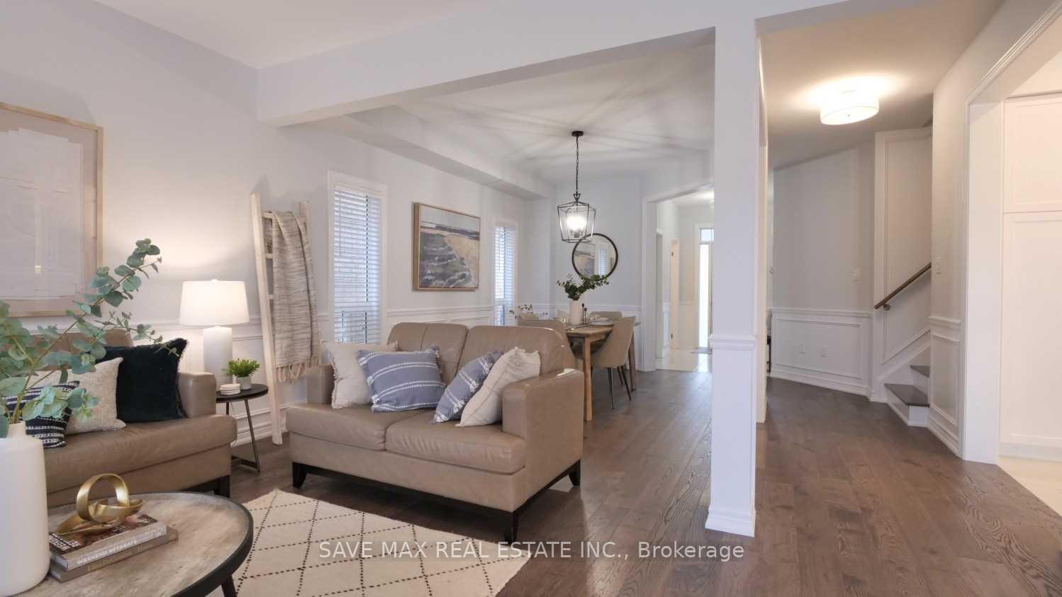 Photo 2 of 18 Bruce Cameron Drive, Clarington, Bowmanville — HOMEH