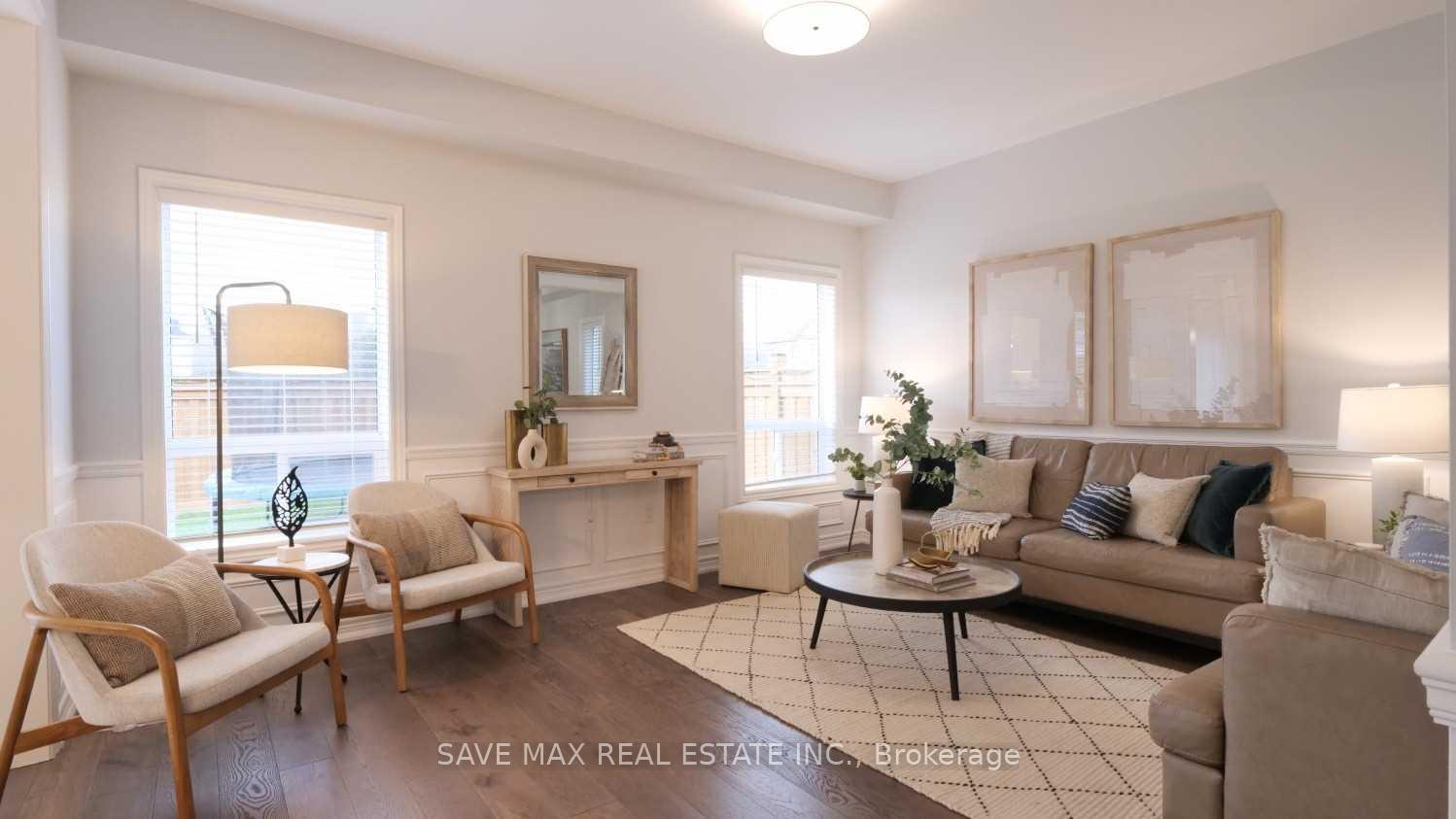 Photo 4 of 18 Bruce Cameron Drive, Clarington, Bowmanville — HOMEH