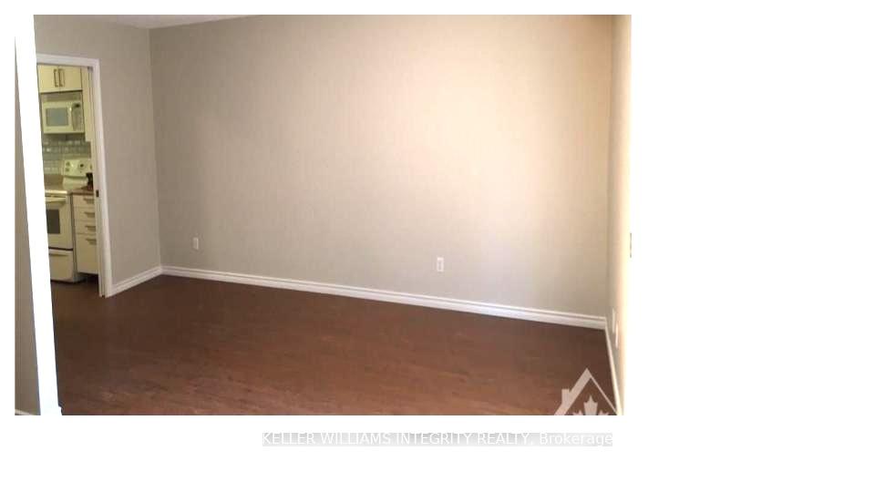 Photo 3 of Unit B, 438 Moodie Drive, Ottawa, Westcliffe Estates — HOMEH