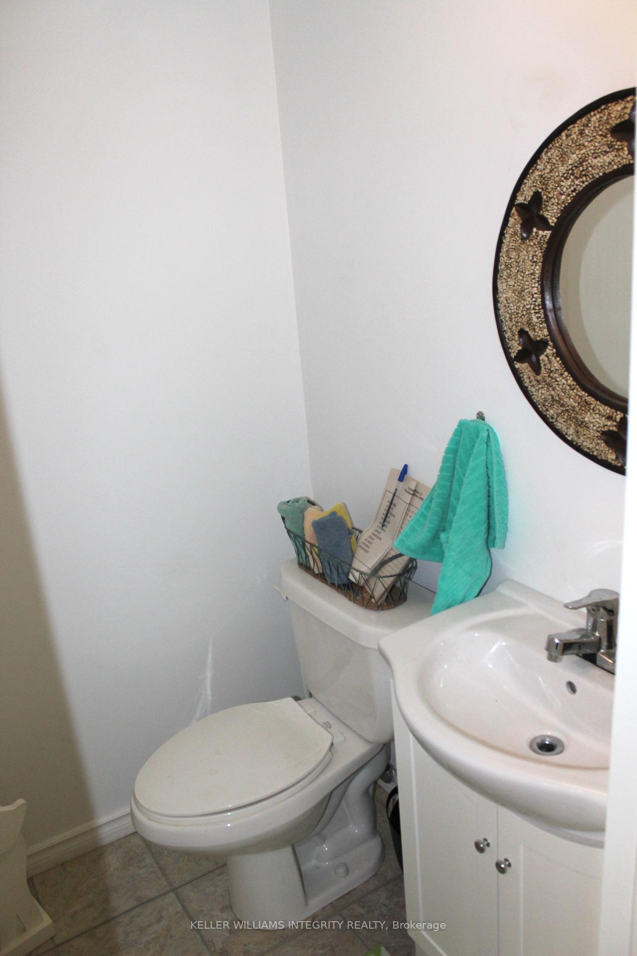 Photo 13 of Unit B, 438 Moodie Drive, Ottawa, Westcliffe Estates — HOMEH