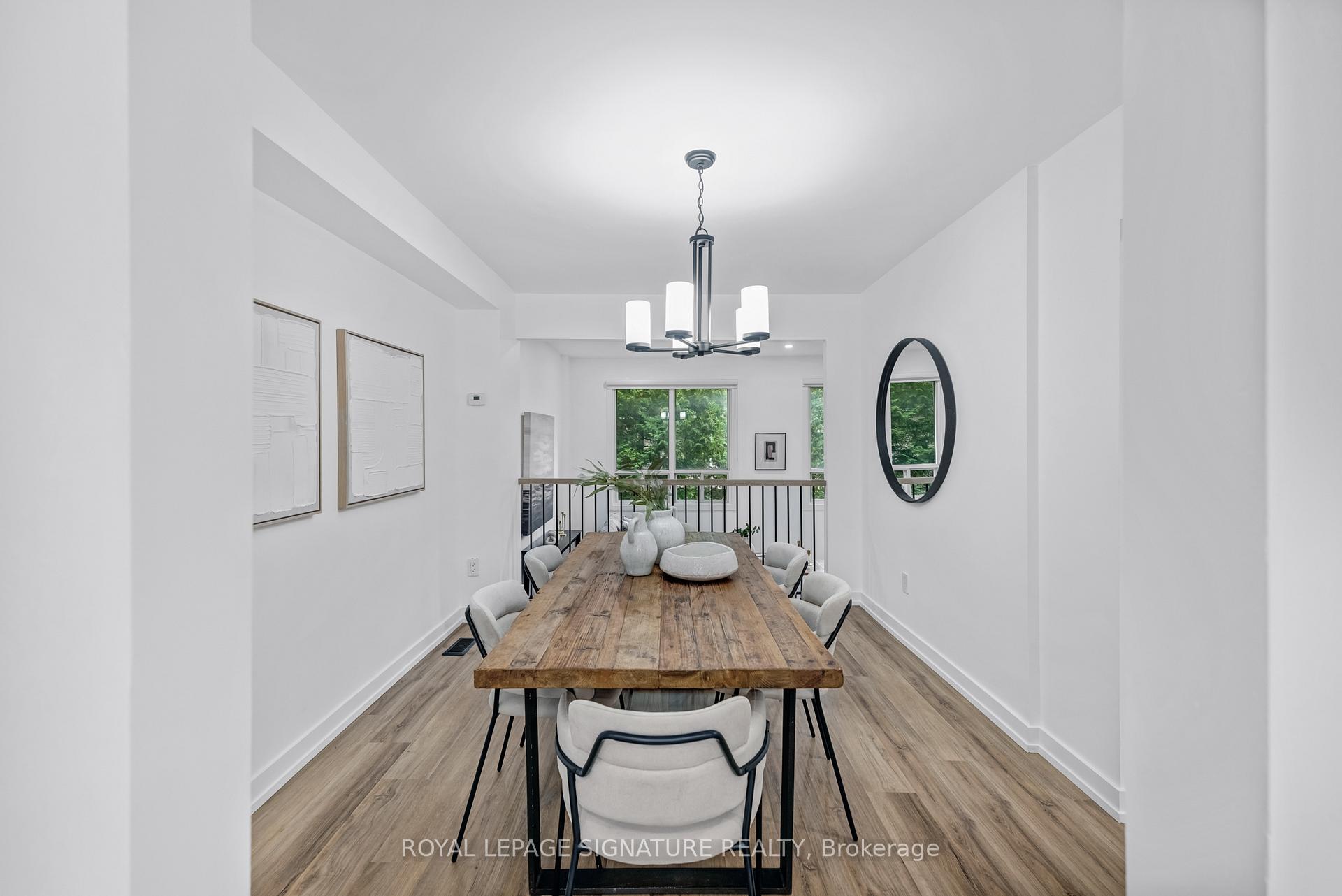 Photo 15 of Unit 6, 67 Poplar Crescent, Aurora, Aurora Highlands — HOMEH