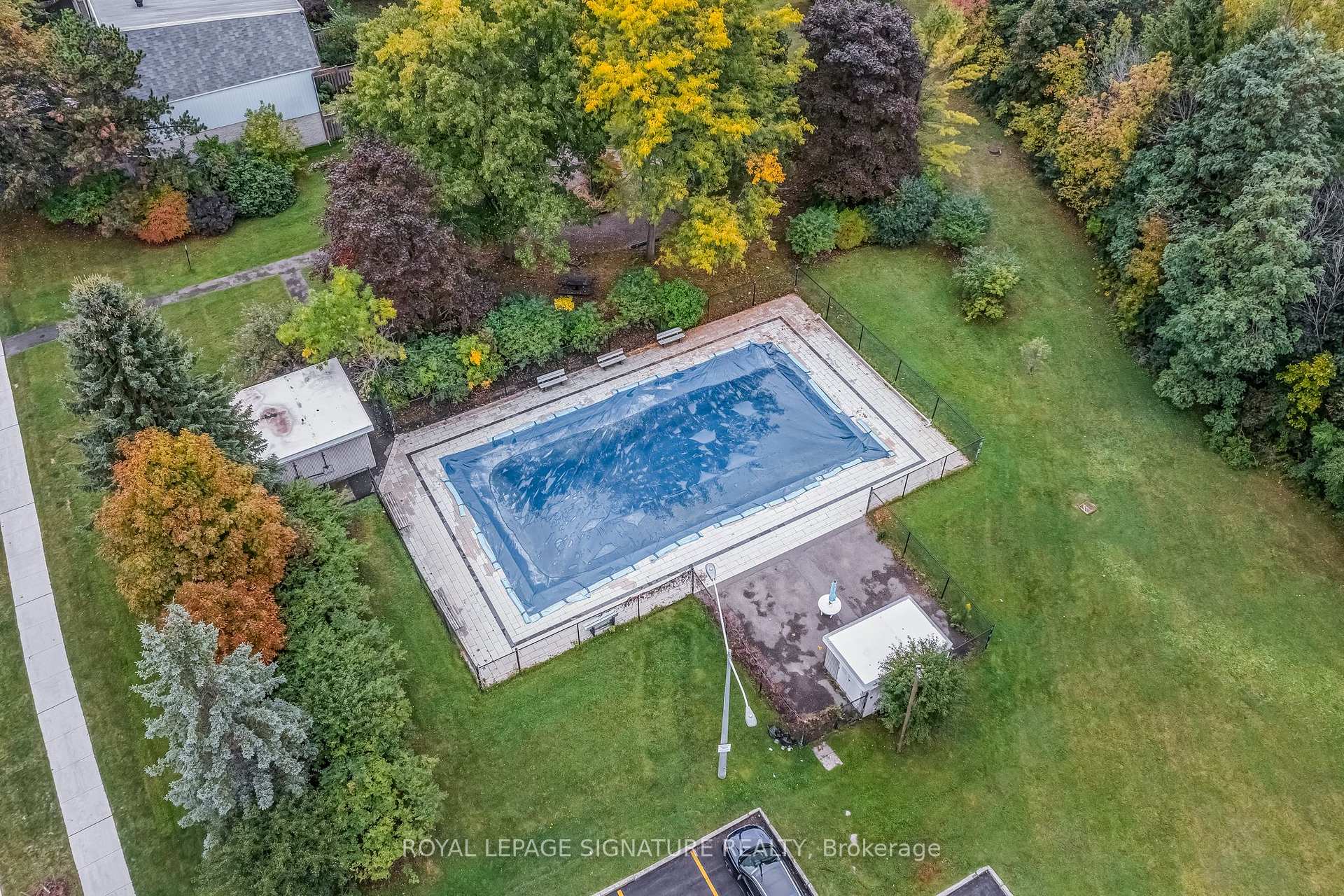 Photo 39 of Unit 6, 67 Poplar Crescent, Aurora, Aurora Highlands — HOMEH