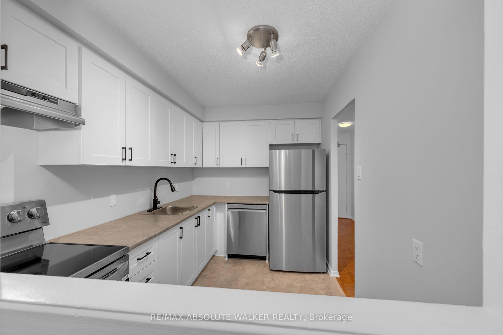 Photo 4 of Unit 1809, 158C McArthur Avenue, Ottawa, Vanier — HOMEH
