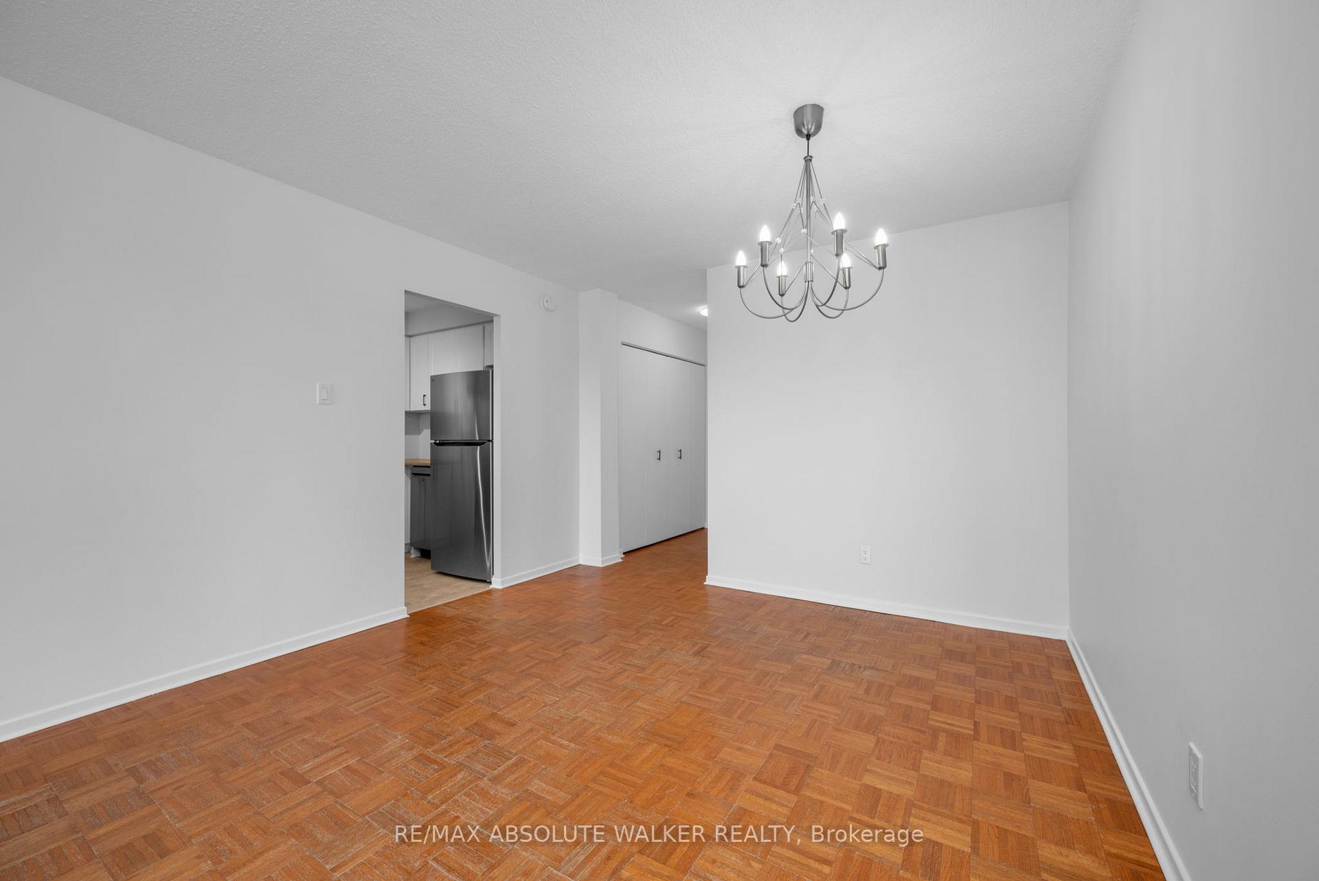 Photo 8 of Unit 1809, 158C McArthur Avenue, Ottawa, Vanier — HOMEH