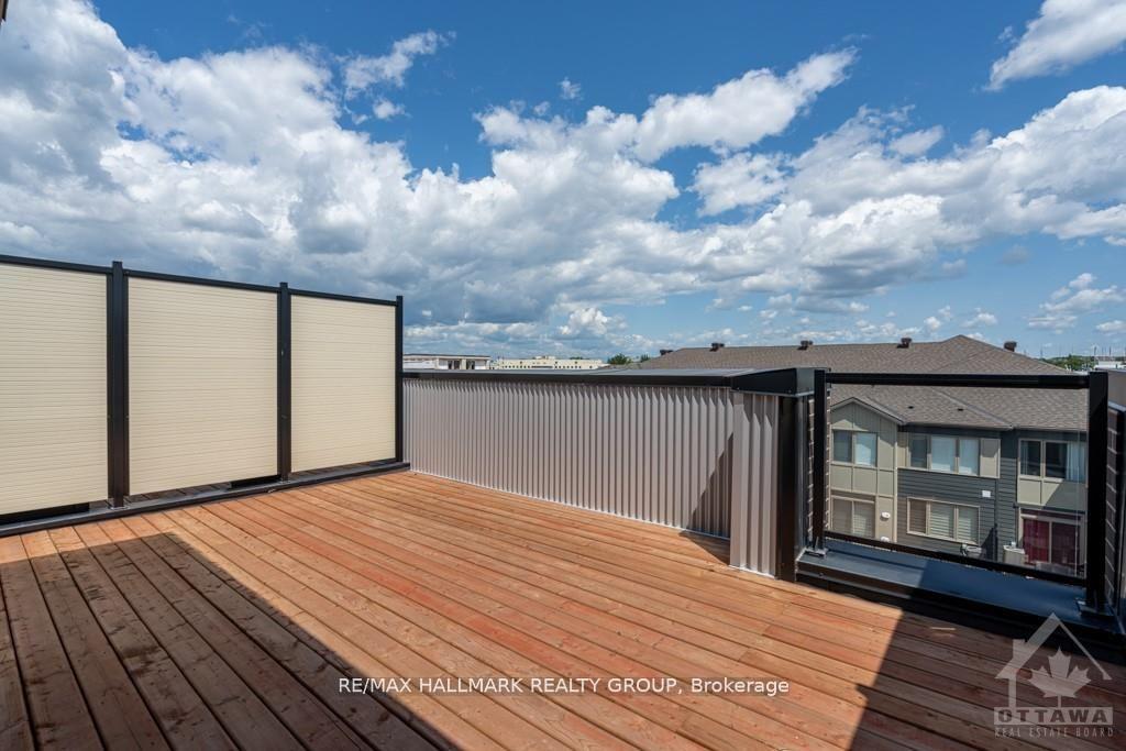 Photo 6 of 810 Kiniw Private, Ottawa, Manor Park — HOMEH