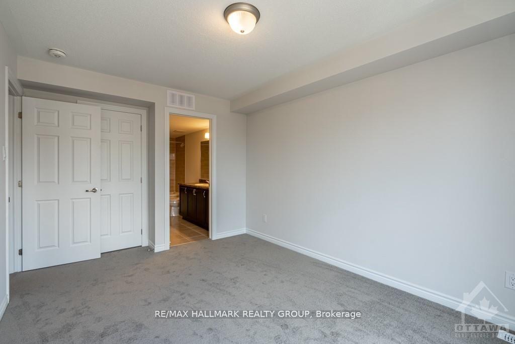 Photo 14 of 810 Kiniw Private, Ottawa, Manor Park — HOMEH
