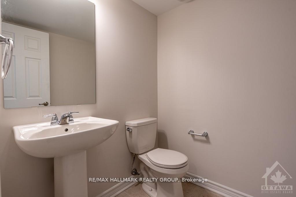 Photo 22 of 810 Kiniw Private, Ottawa, Manor Park — HOMEH