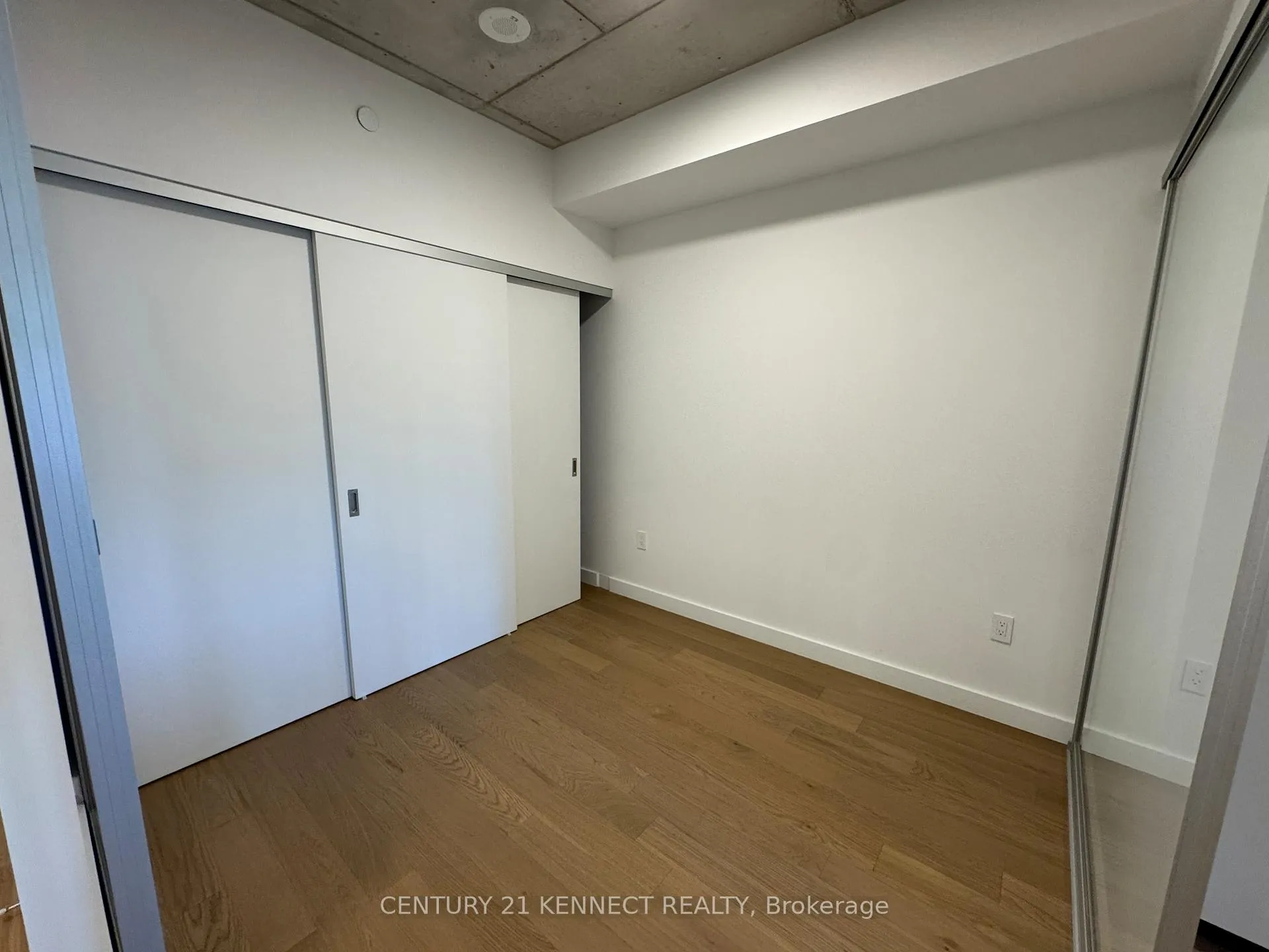 Photo 4 of Unit 302, 1720 Bayview Avenue, Toronto, Mount Pleasant East — HOMEH