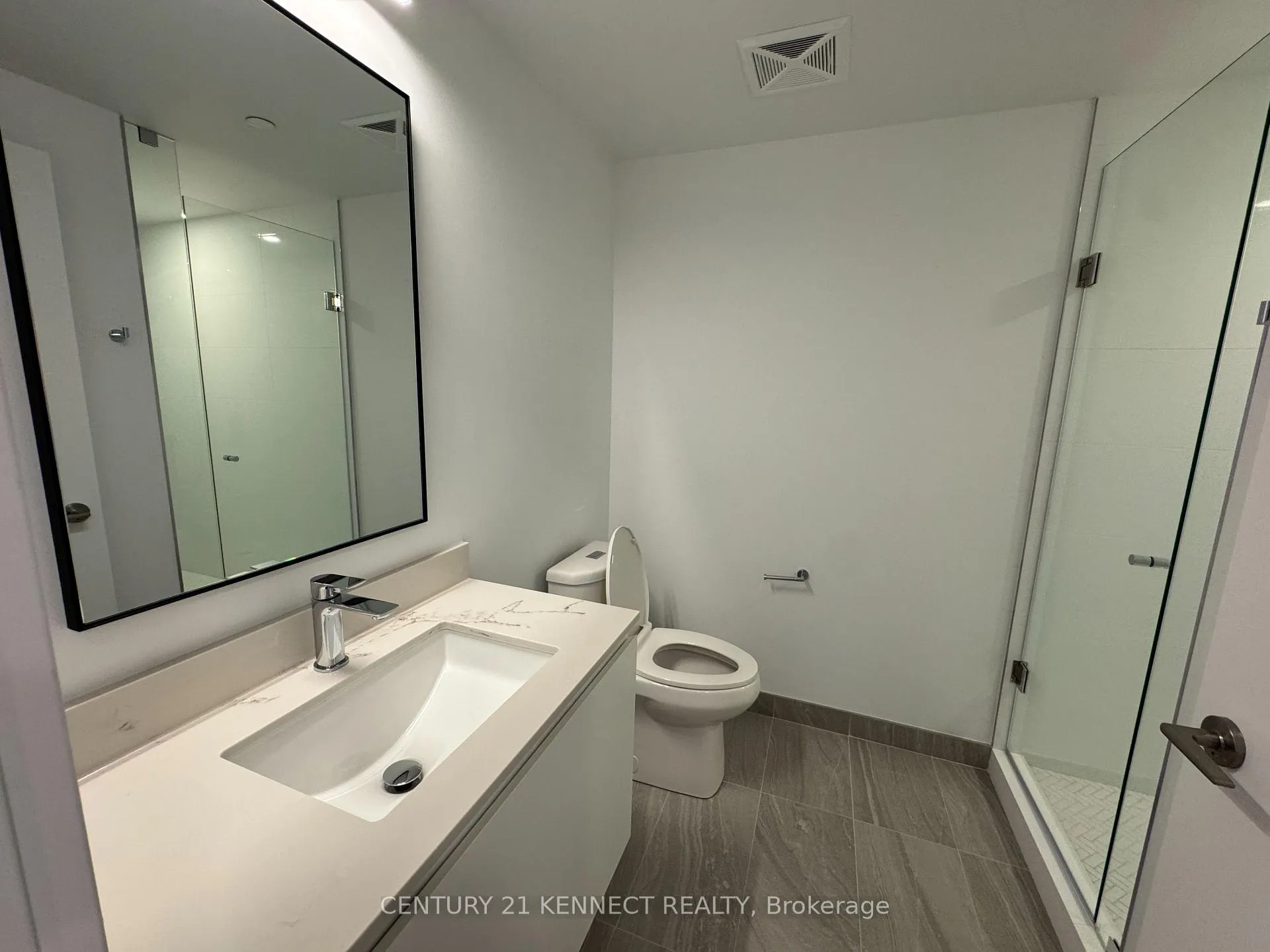 Photo 7 of Unit 302, 1720 Bayview Avenue, Toronto, Mount Pleasant East — HOMEH