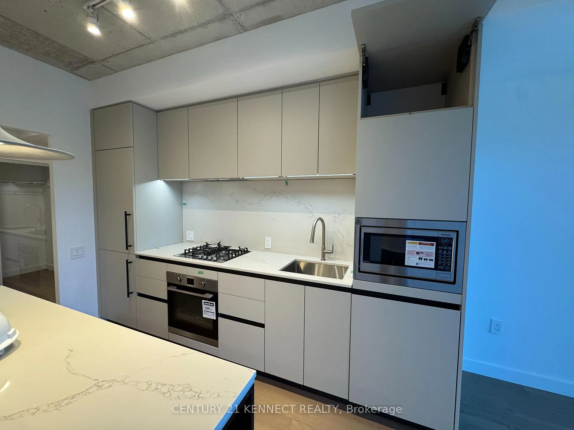 Photo 18 of Unit 302, 1720 Bayview Avenue, Toronto, Mount Pleasant East — HOMEH